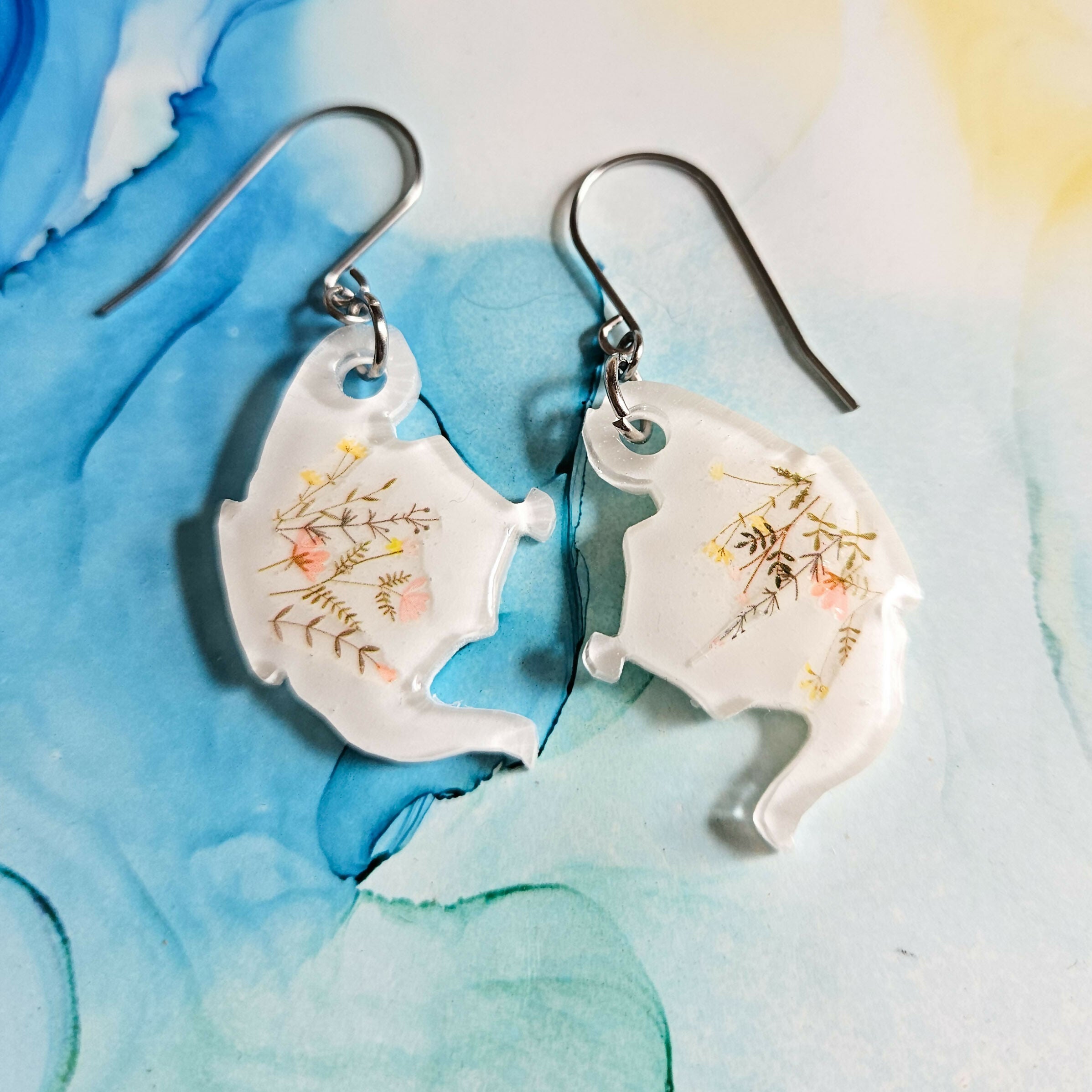 Handmade White Prairie Teapots Resin Earrings
