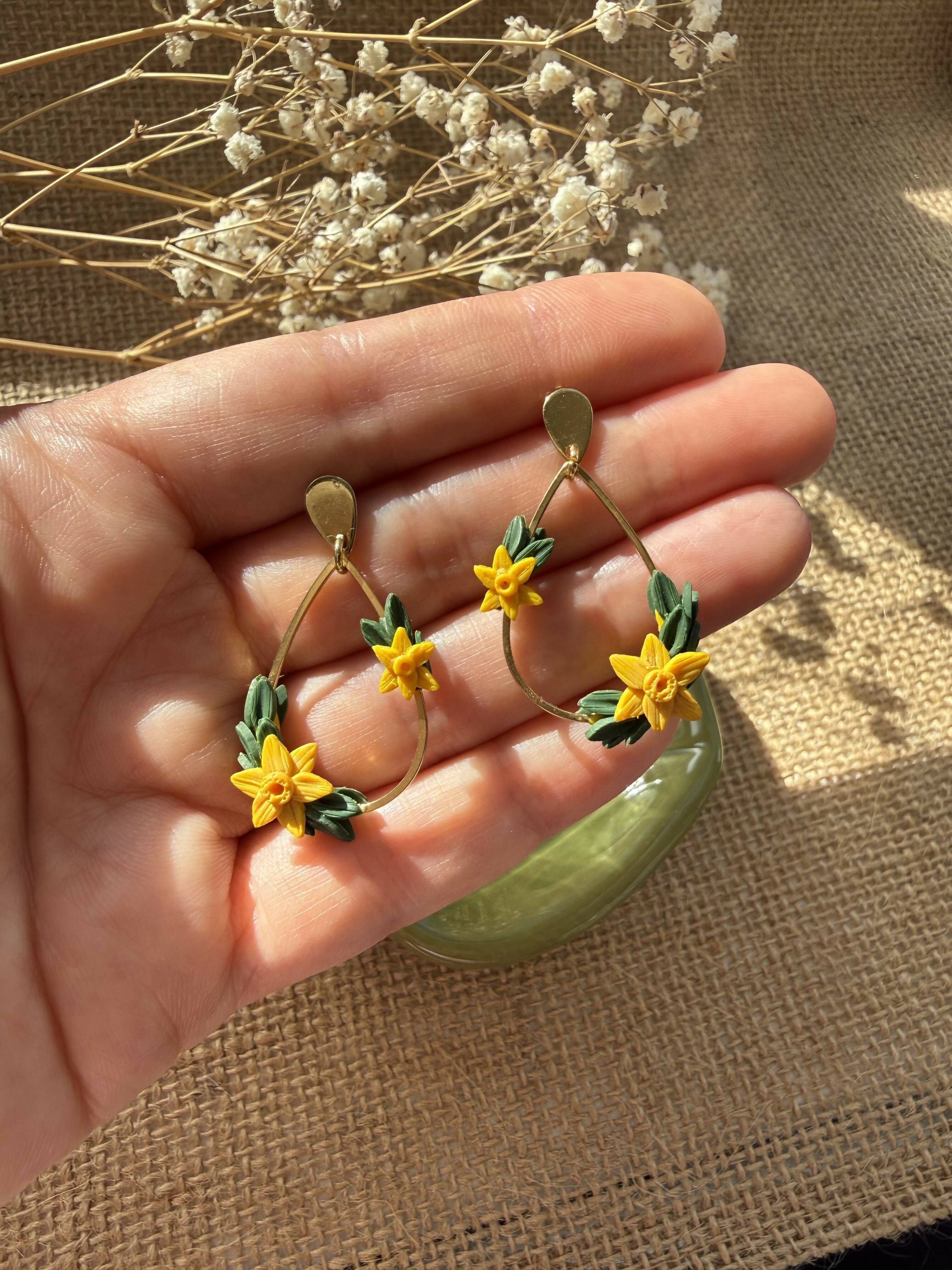 Daffodil Drop Earrings with Gold Arc in Yellow and Gold