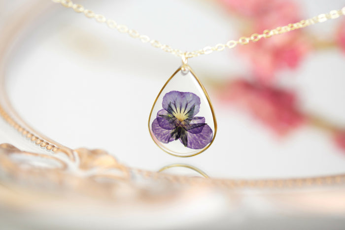 Viola Teardrop Necklace Gold Plated
