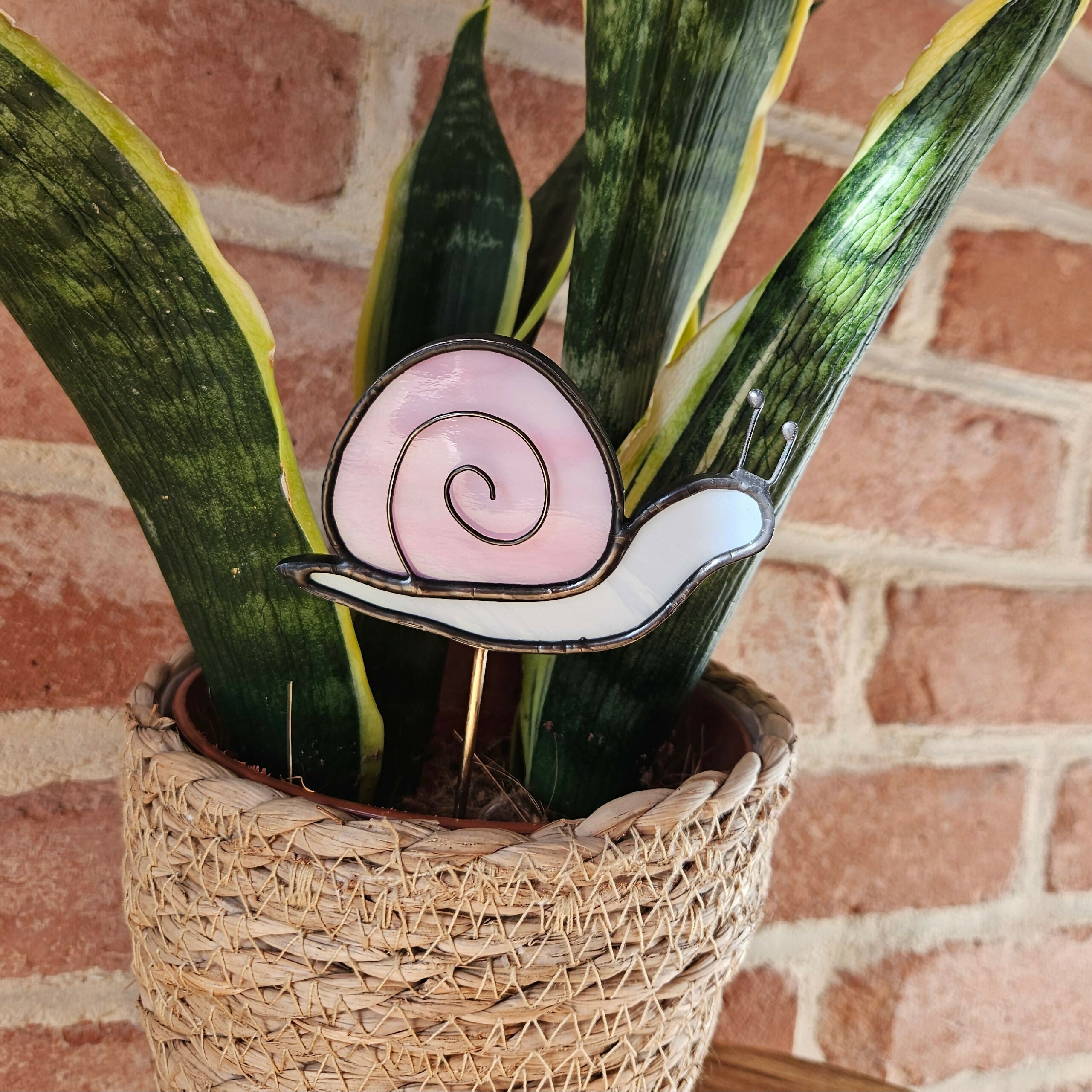 Streaky Pink Snail Stained Glass Plantstake