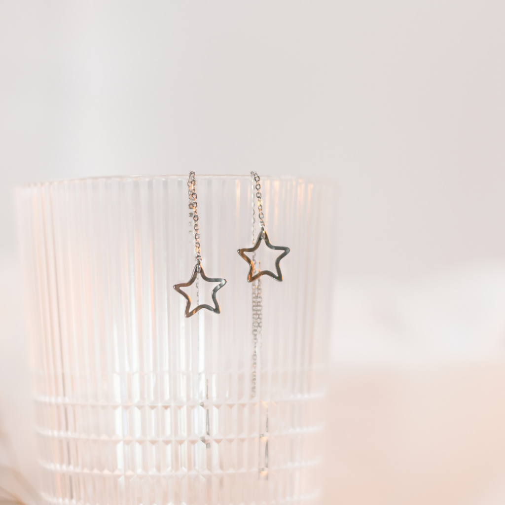 Hypoallergenic Hammered Stainless Steel Star Threaders