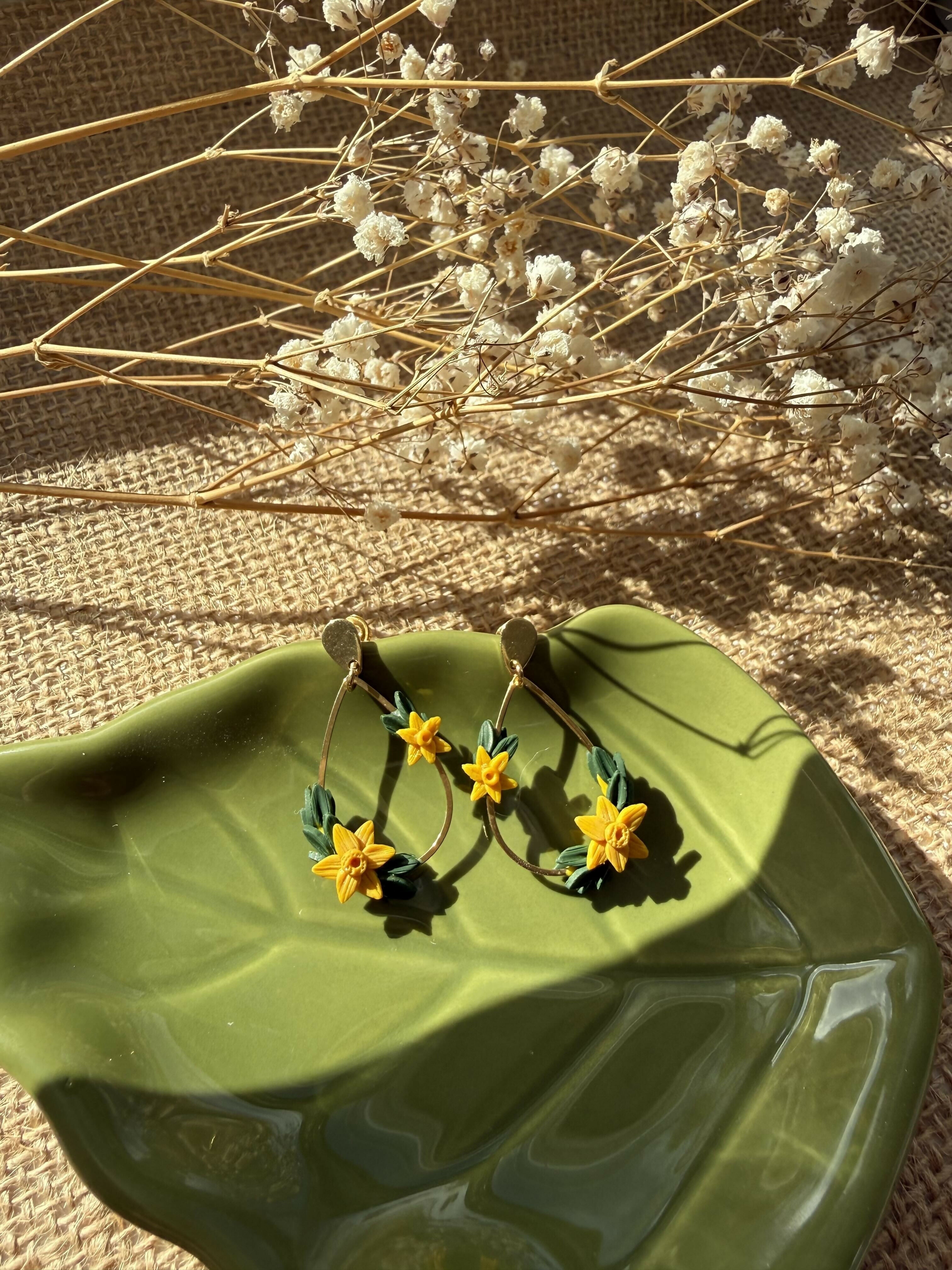 Daffodil Drop Earrings with Gold Arc in Yellow and Gold