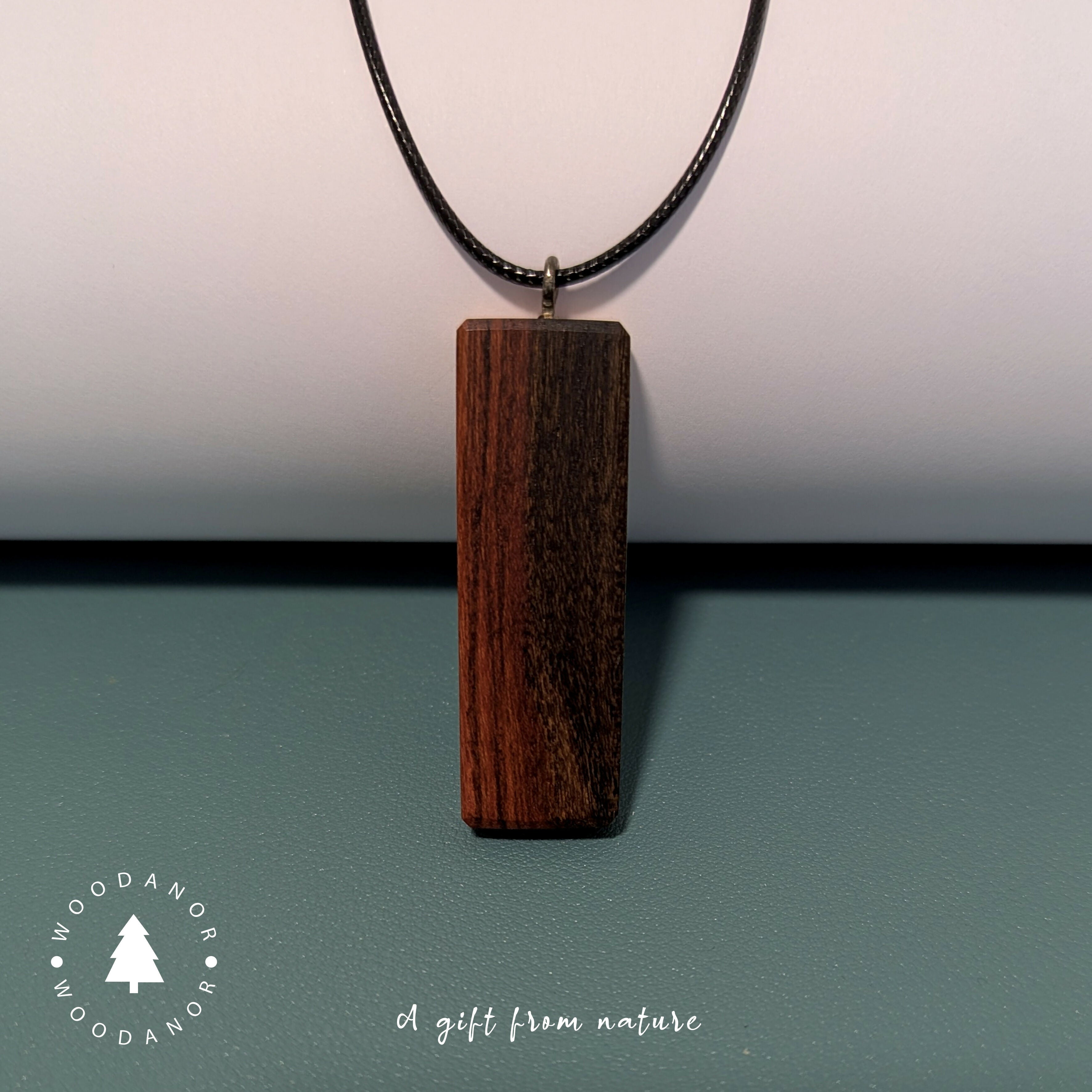 Natural Grain Wood Pendant