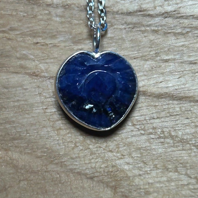 Lovely Carved Sapphire Heart Pendant Necklace
