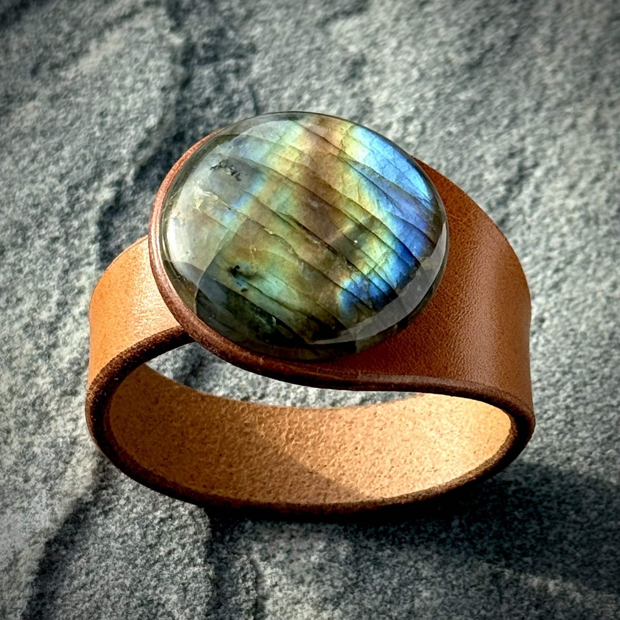 Handcrafted Natural Leather & Labradorite Gemstone Bracelet - Size S or M