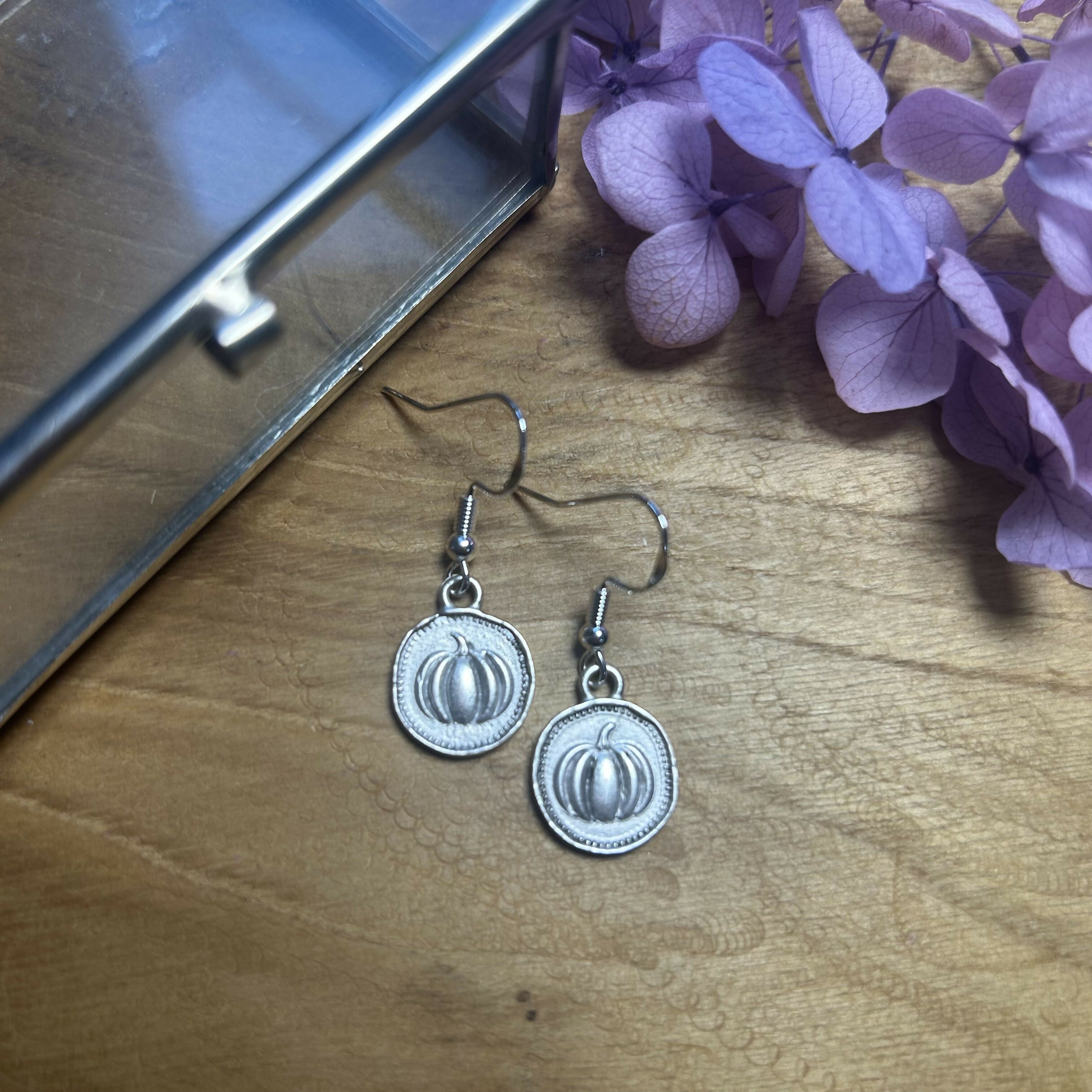 Lovely Pumpkin Charm Earrings