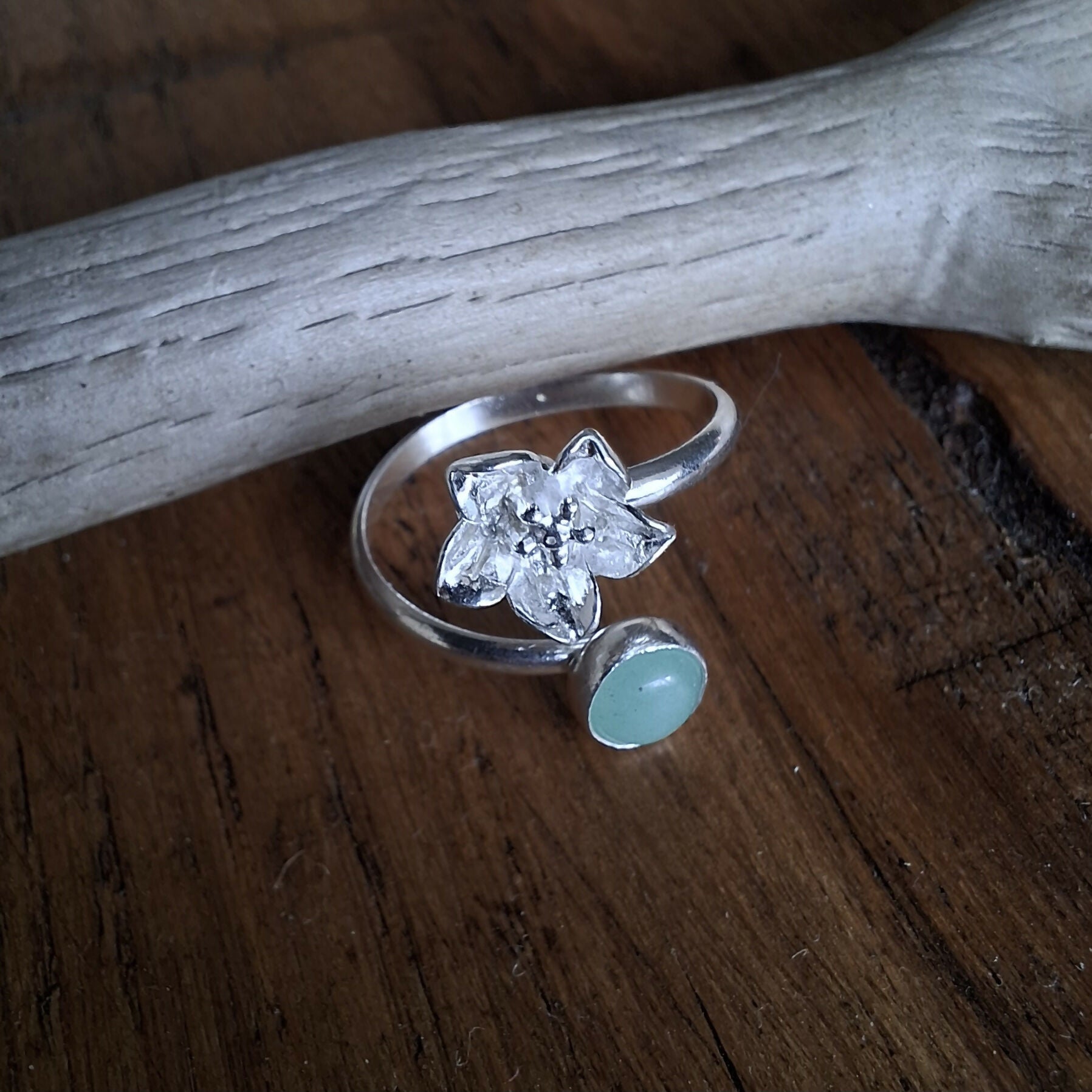 Handmade Adjustable Flower Ring With Aventurine Size M
