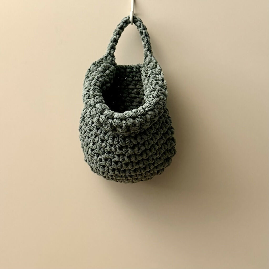 Crochet Hanging Basket