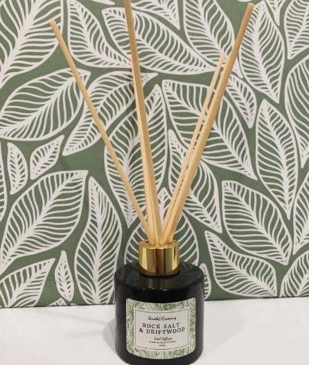 Hand Poured Rock Salt & Driftwood Reed Diffuser