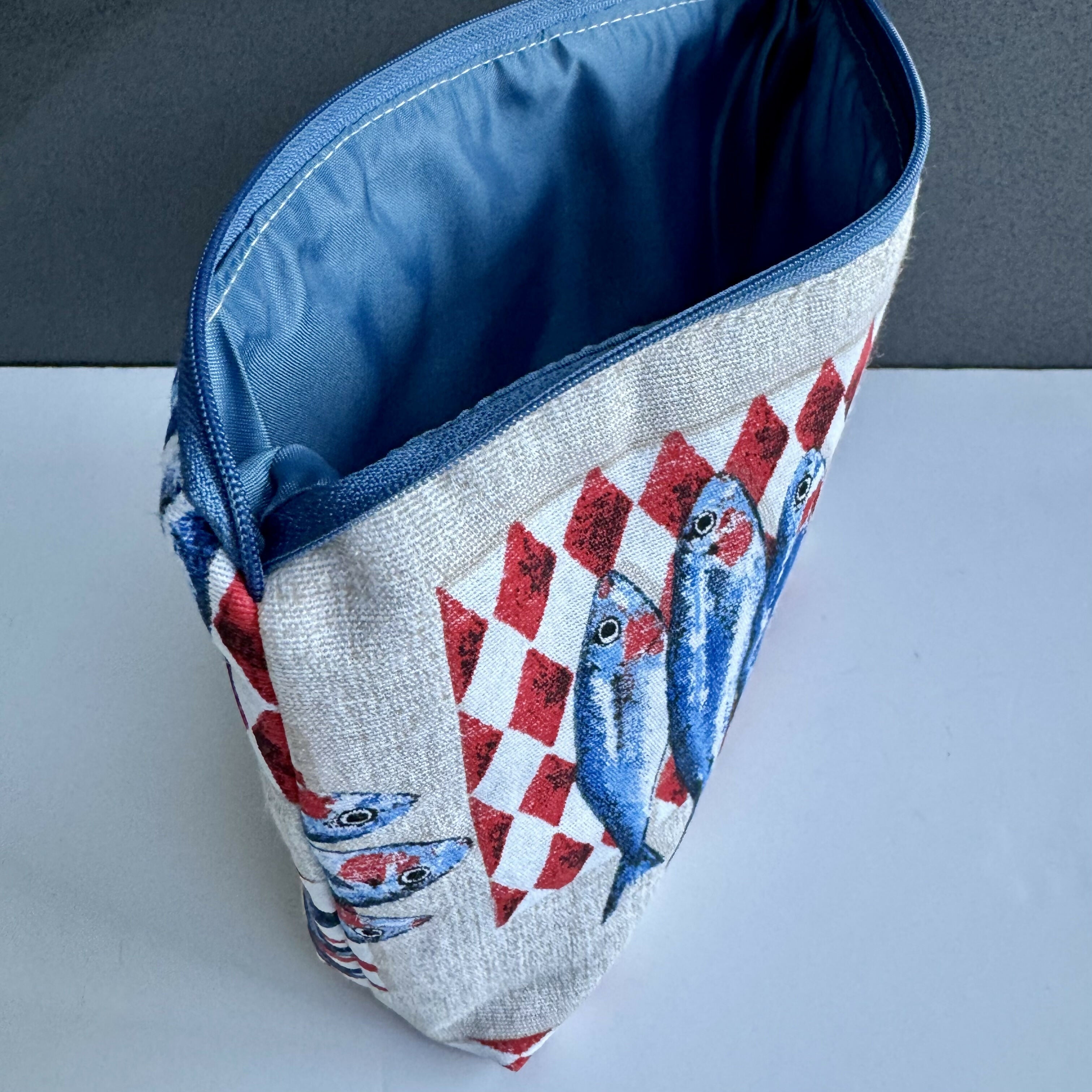 Medium Toiletry Bag - Sardines