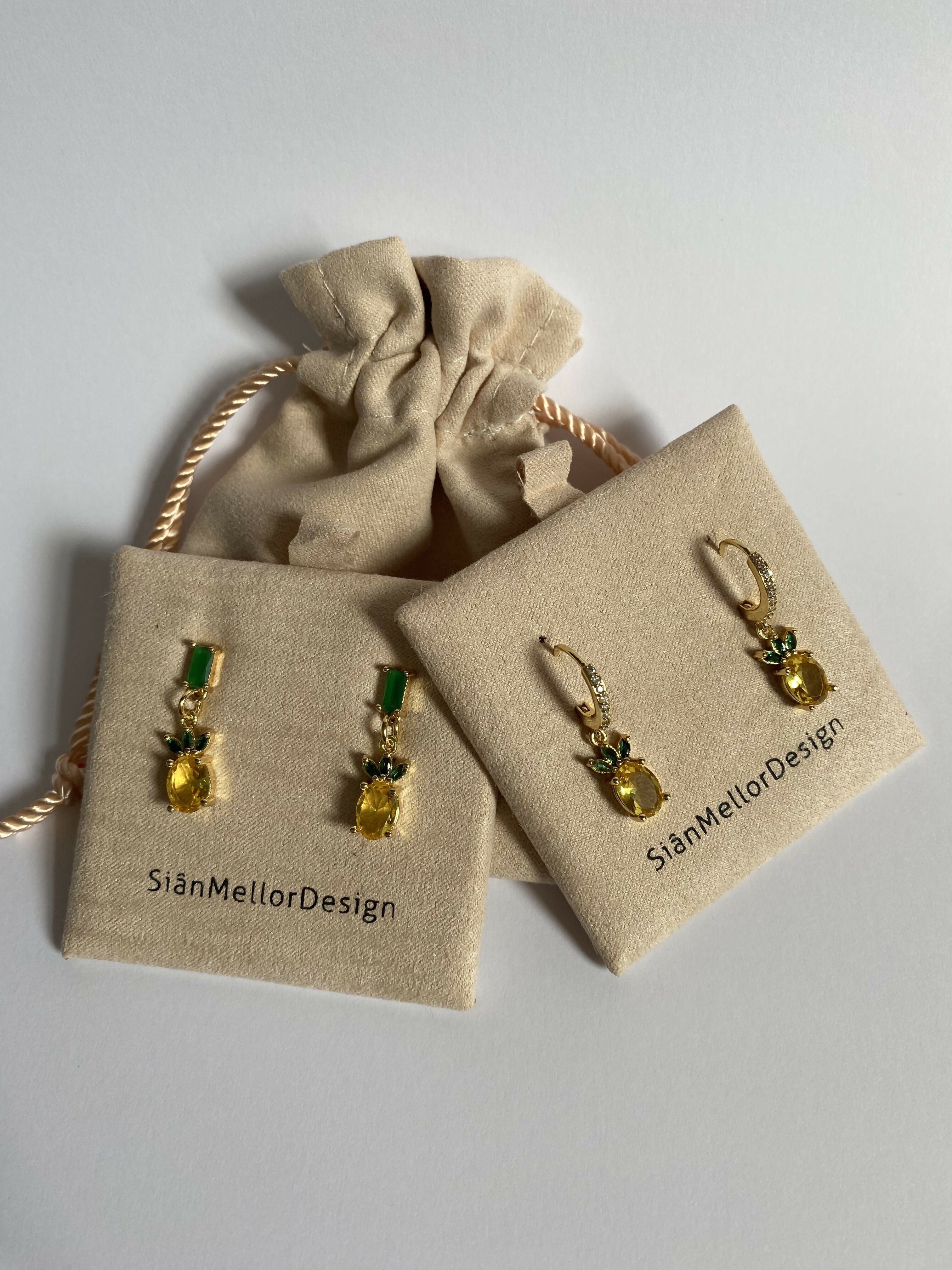 Pineapple dangle studs