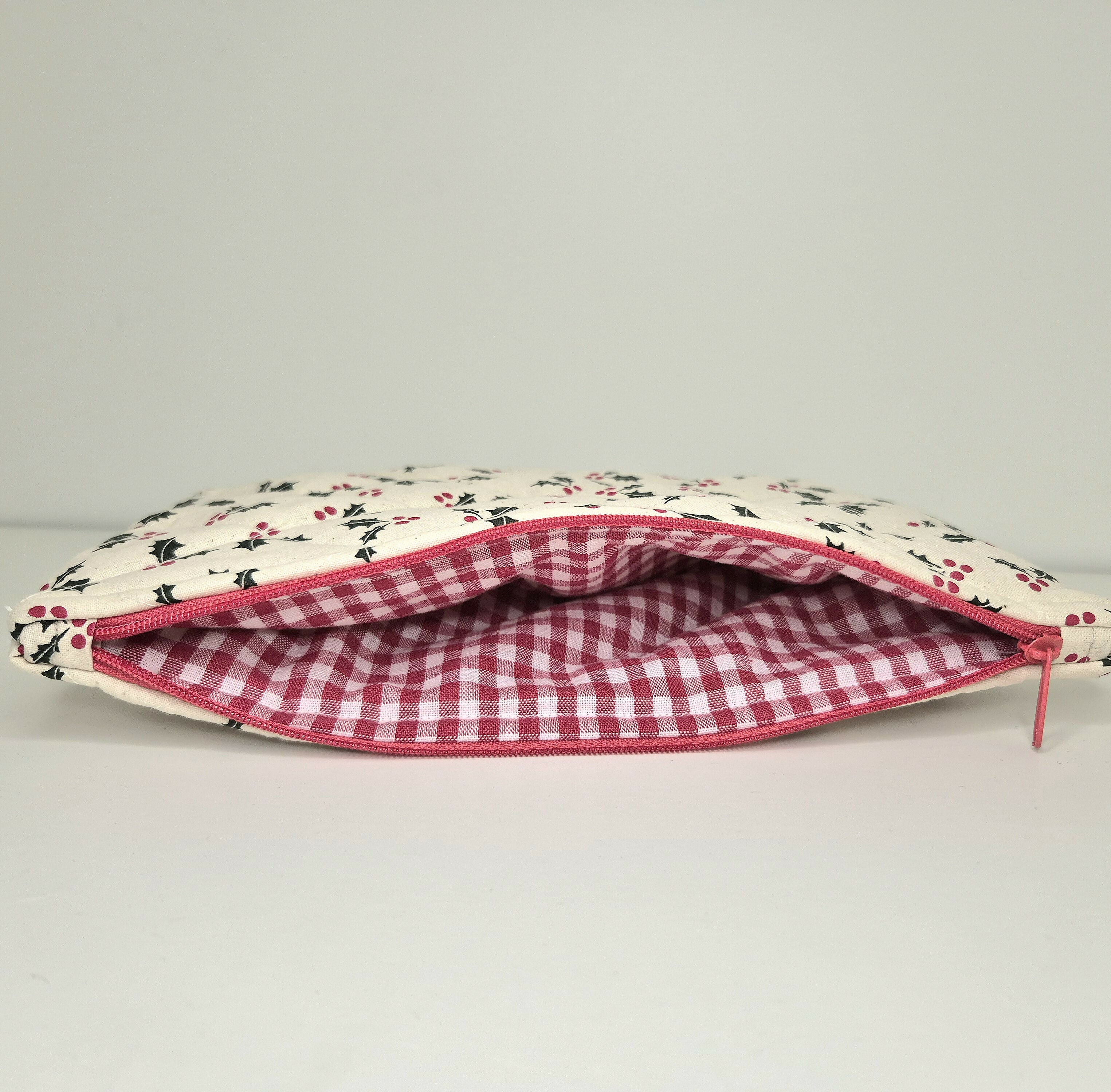 Quilted Christmas Purse Pouch