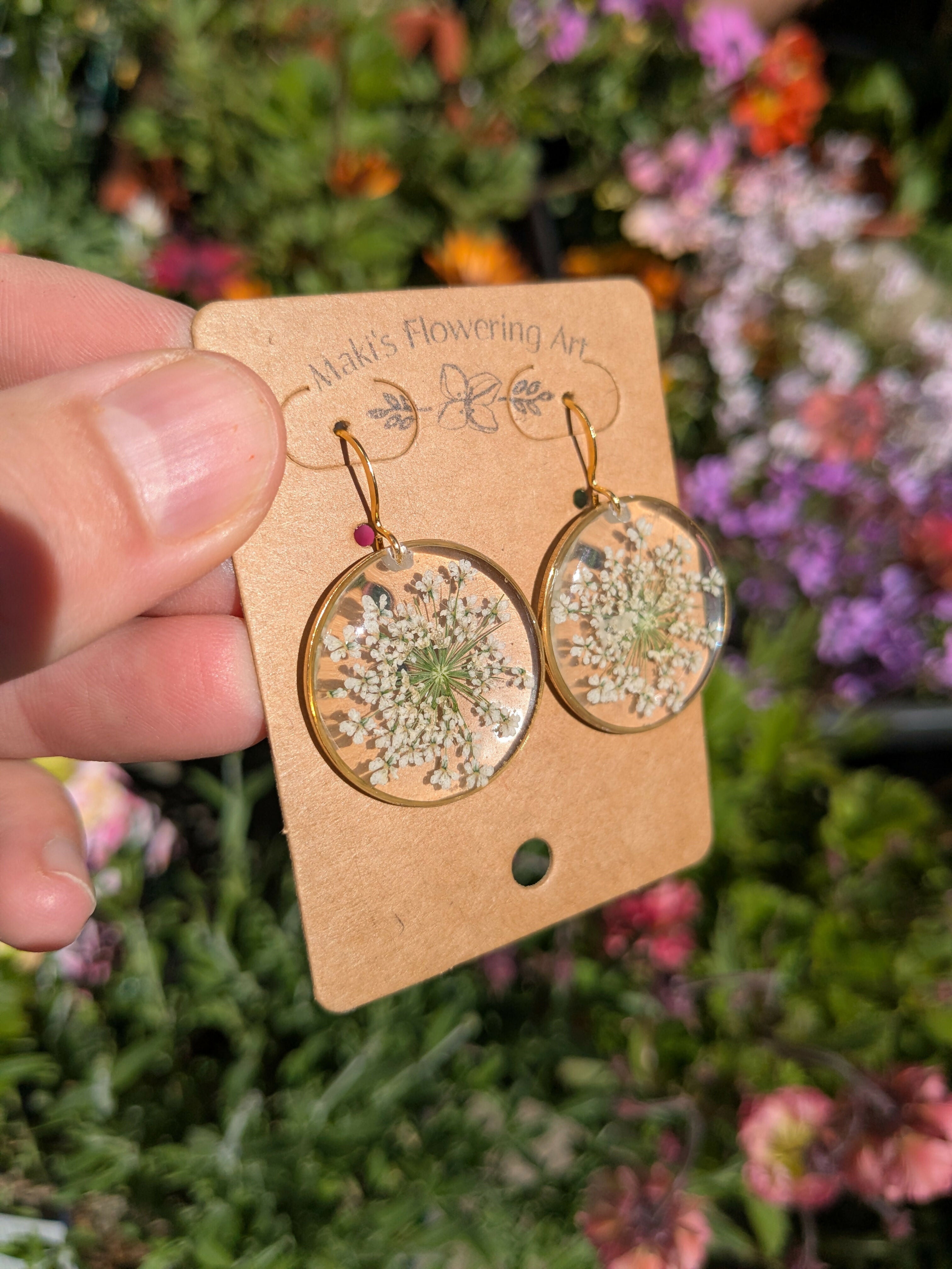 WHITE QUEEN'S LACE EARRINGS