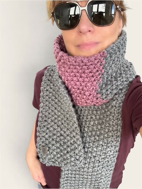 LONG LENGTH , CHUNKY & STRECTCHY UNISEX SCARF - DARK GREY & MAUVE
