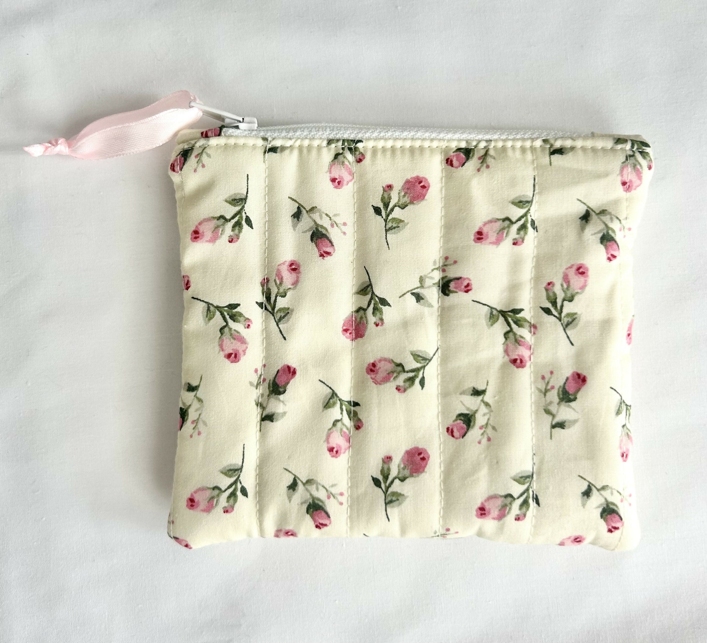 Cream Tulip Floral Quilted Coin Purse / Card Holder