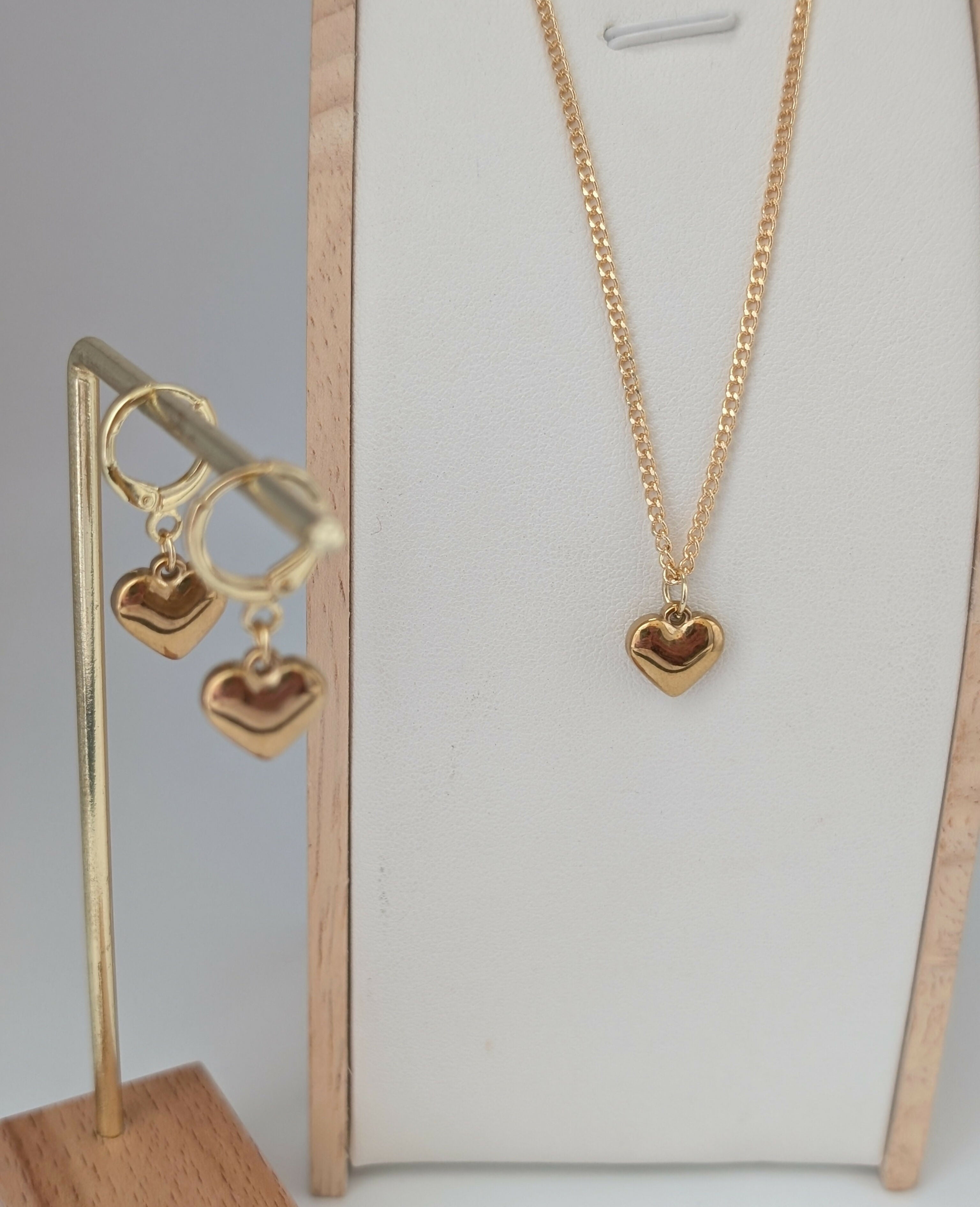 Chunky Gold 3D Heart Charm Necklace on a Flat Gold Plated Chain