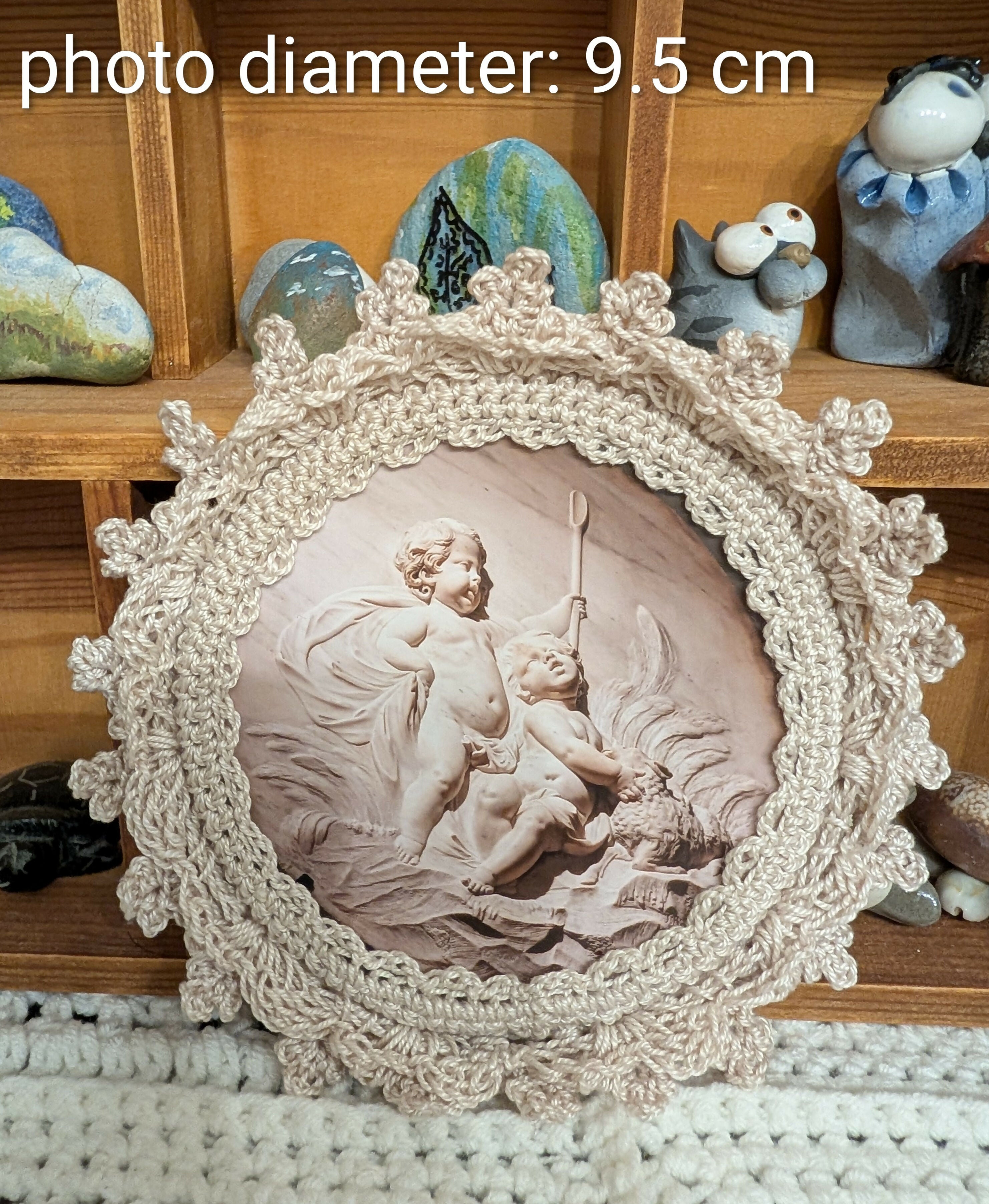 Vintage-style Lace Photo Frame (LIMITED EDITION)