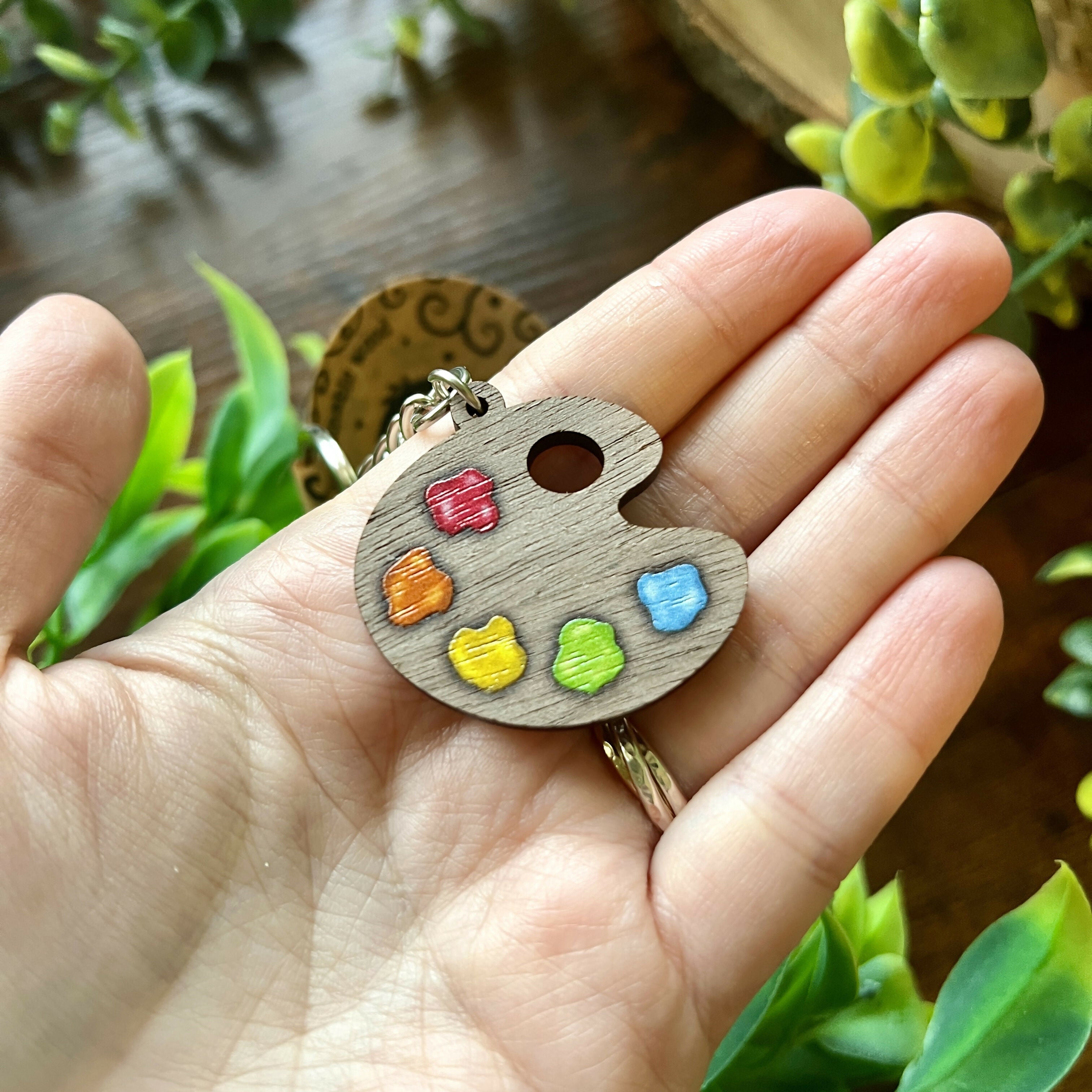 Classic Paint Palette Wooden Keyring