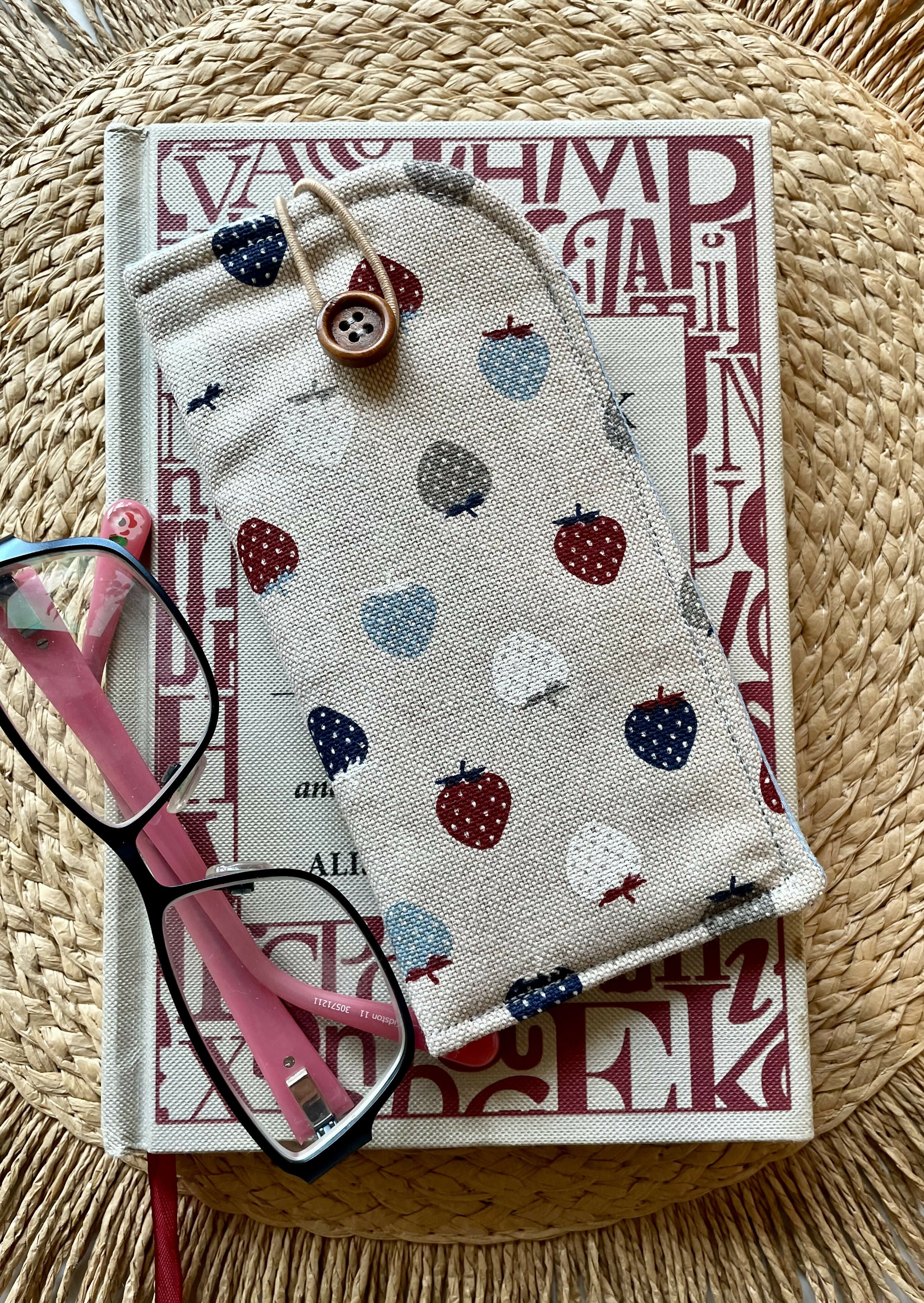 Strawberry Print Glasses Case