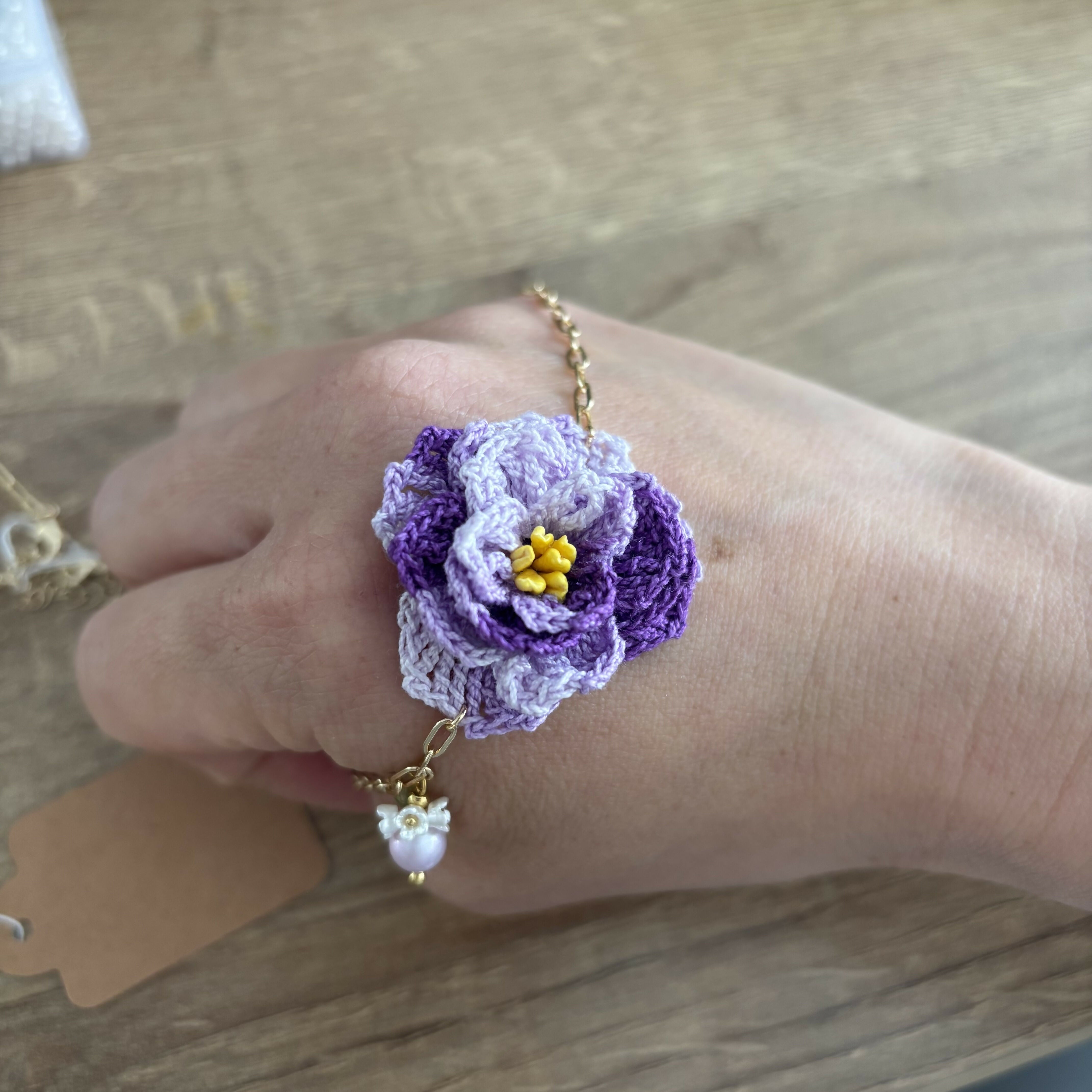 Big Flower Crochet Bracelet