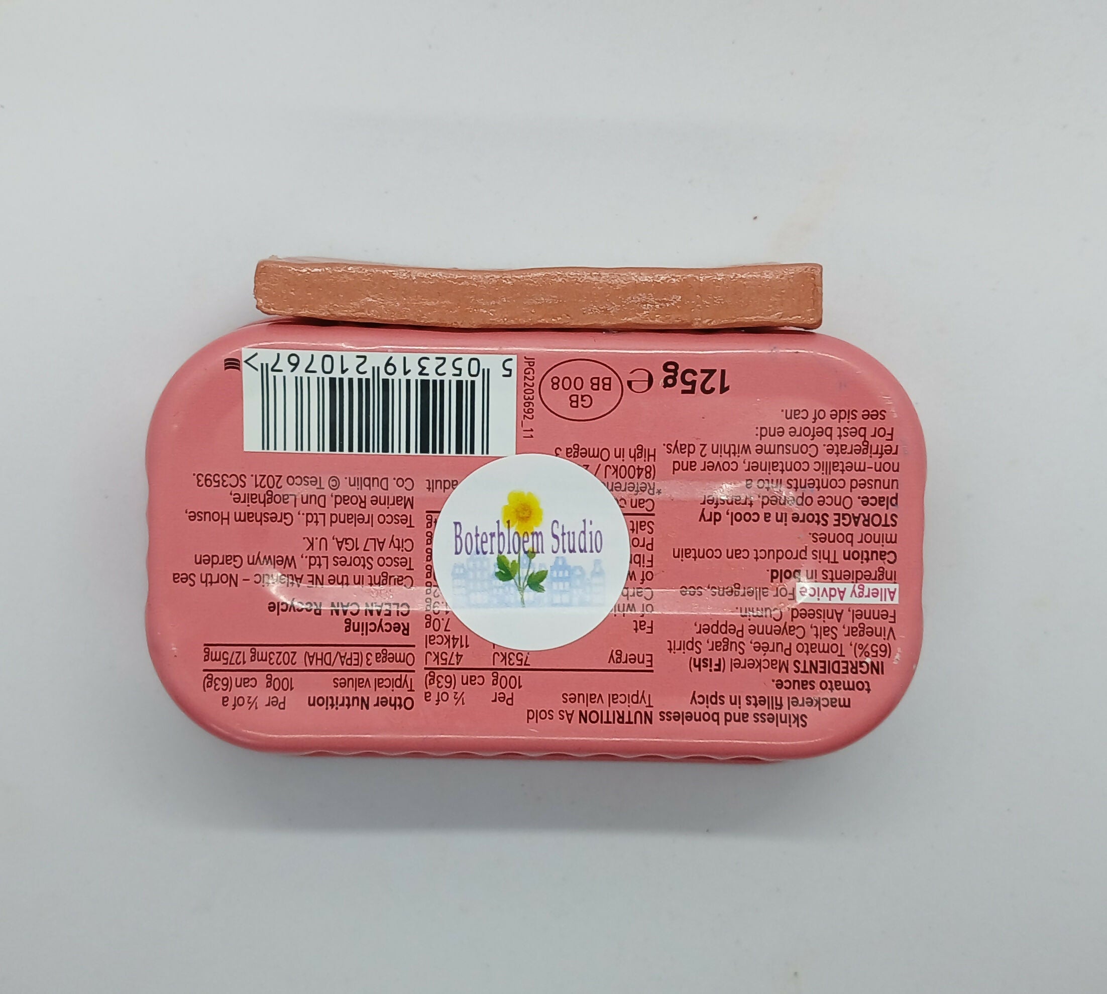 House and Tree Heart 'Where there is Love There is Life' Tin