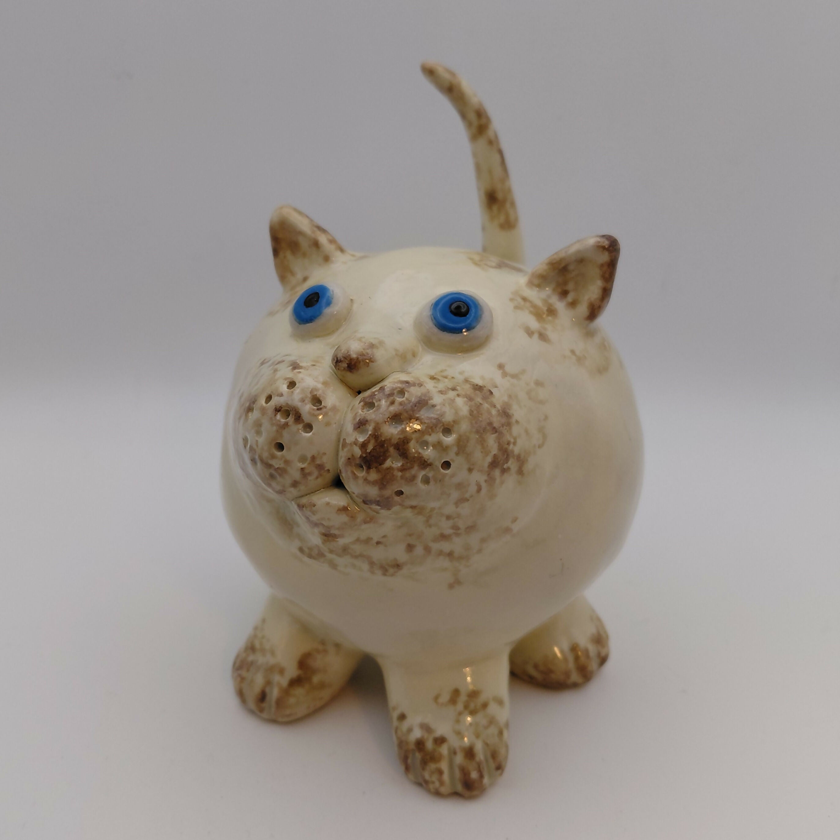 Vanilla Bean Puff Cat
