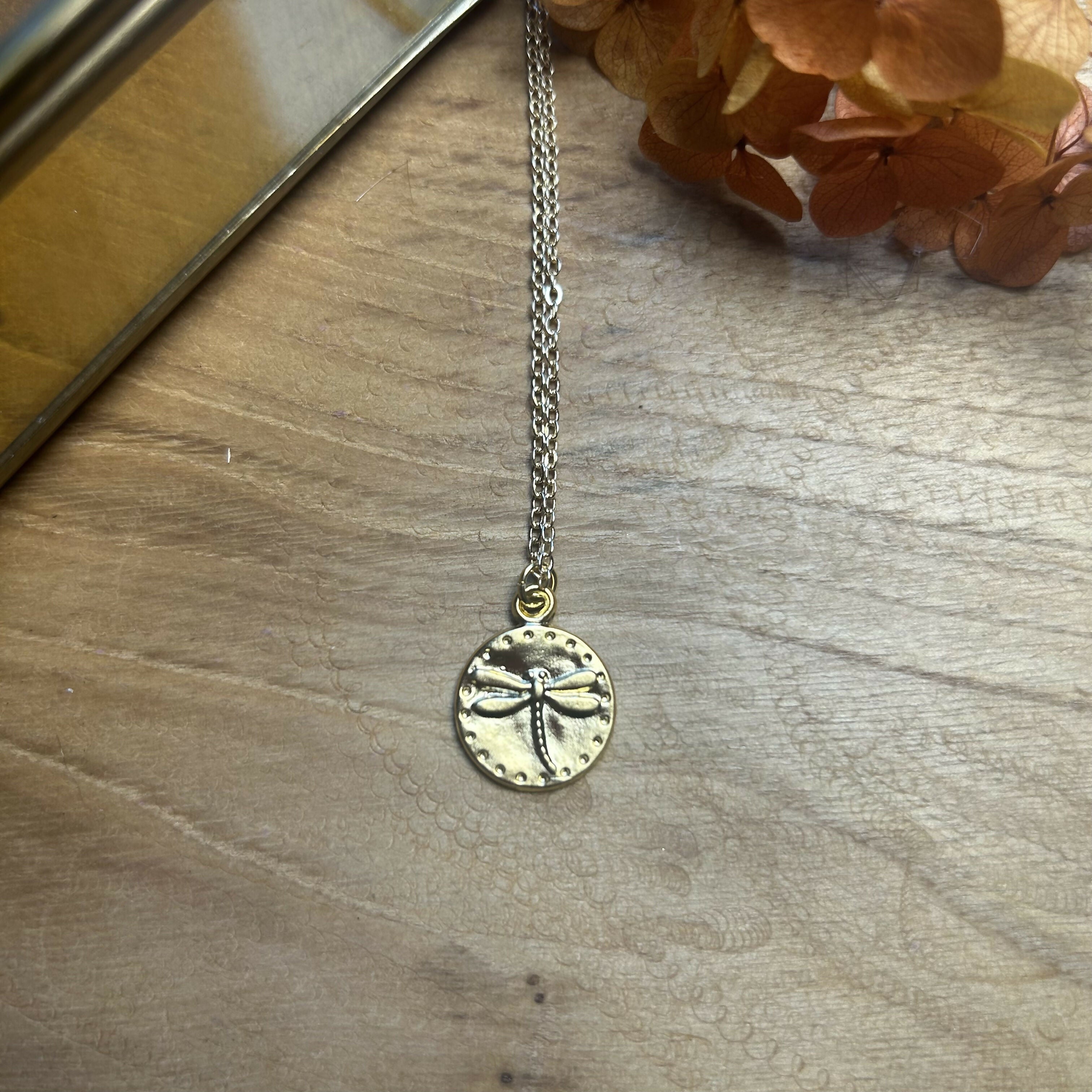 Lovely Dragonfly Charm Necklace