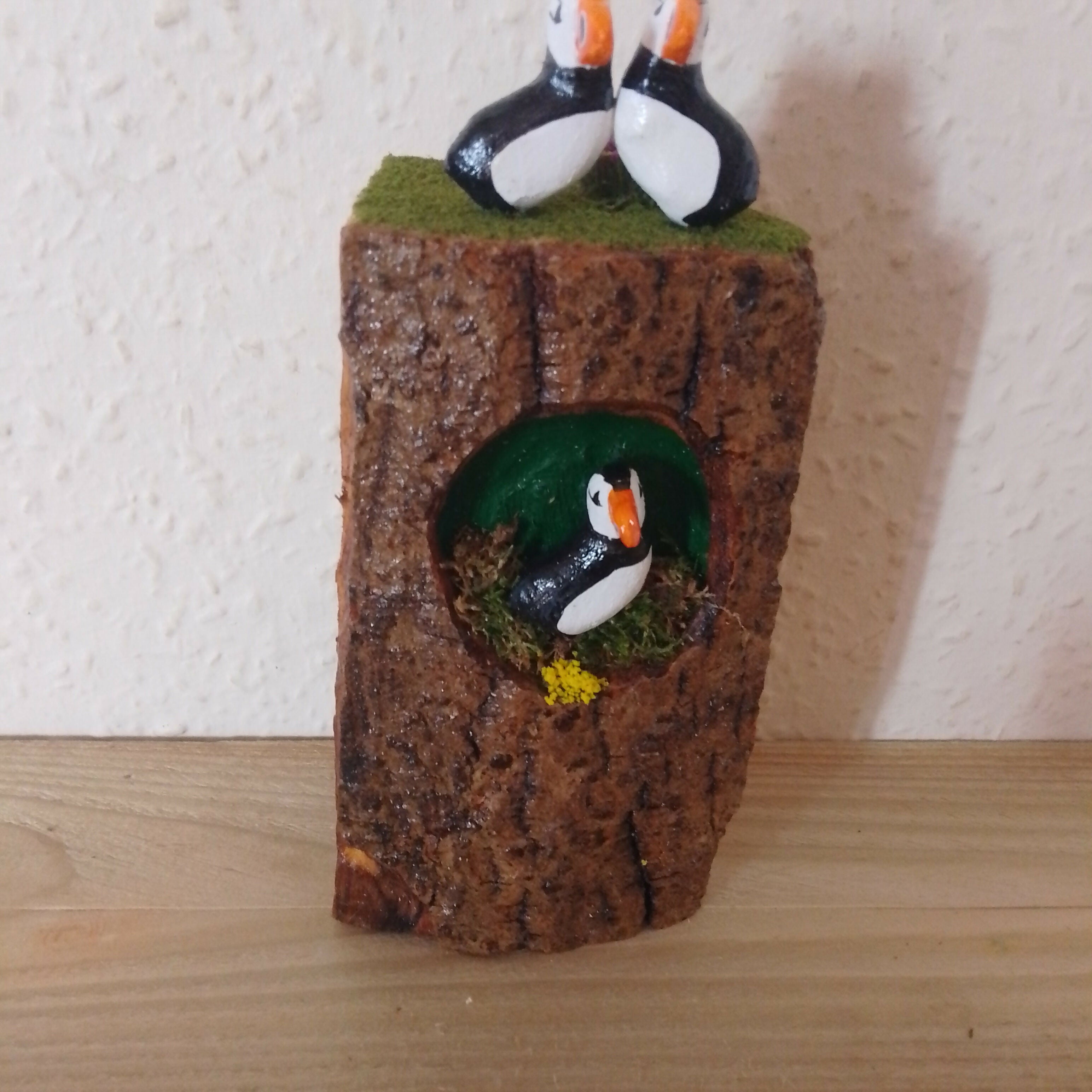 3 Puffins/Log/Grass
