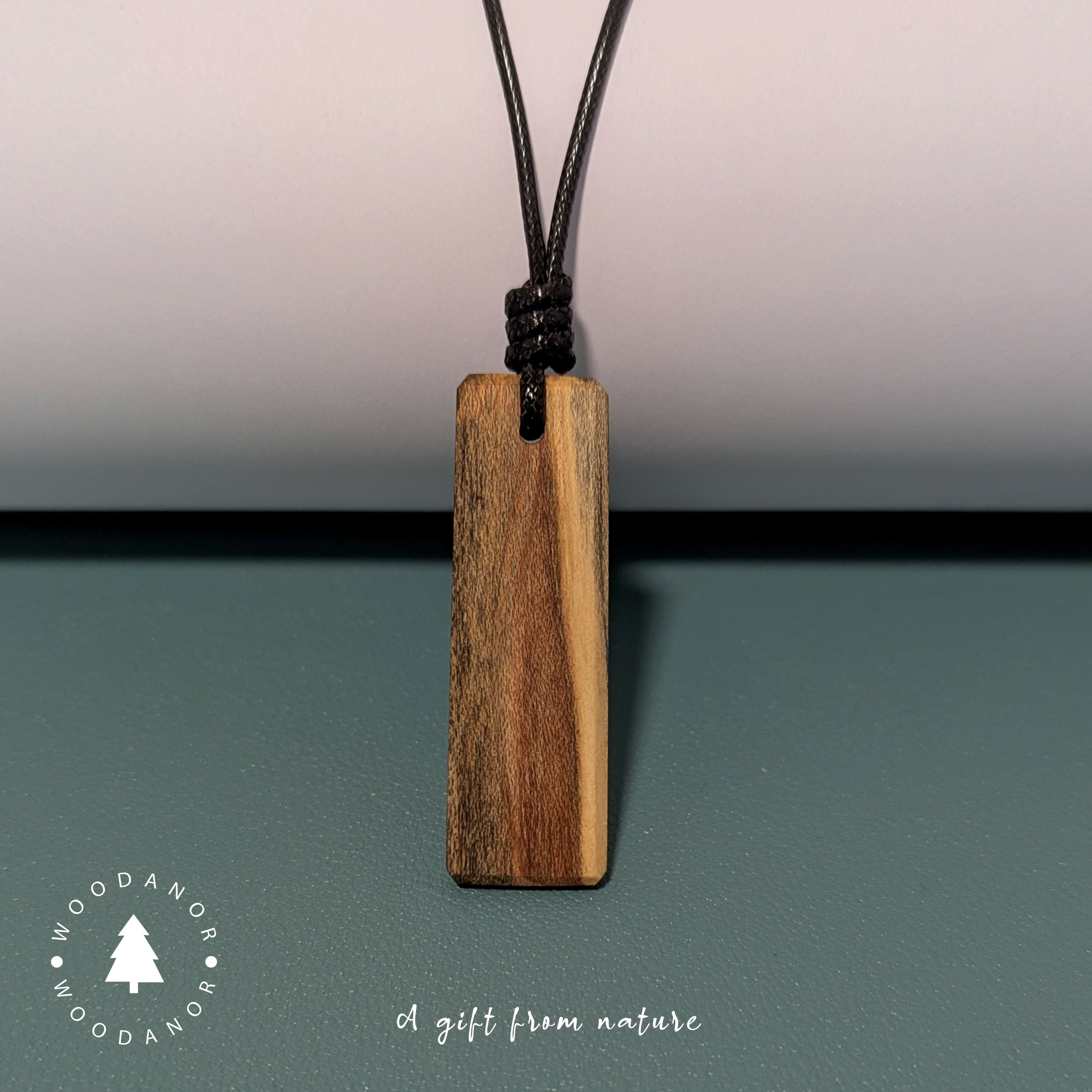 Natural Grain Wood Pendant