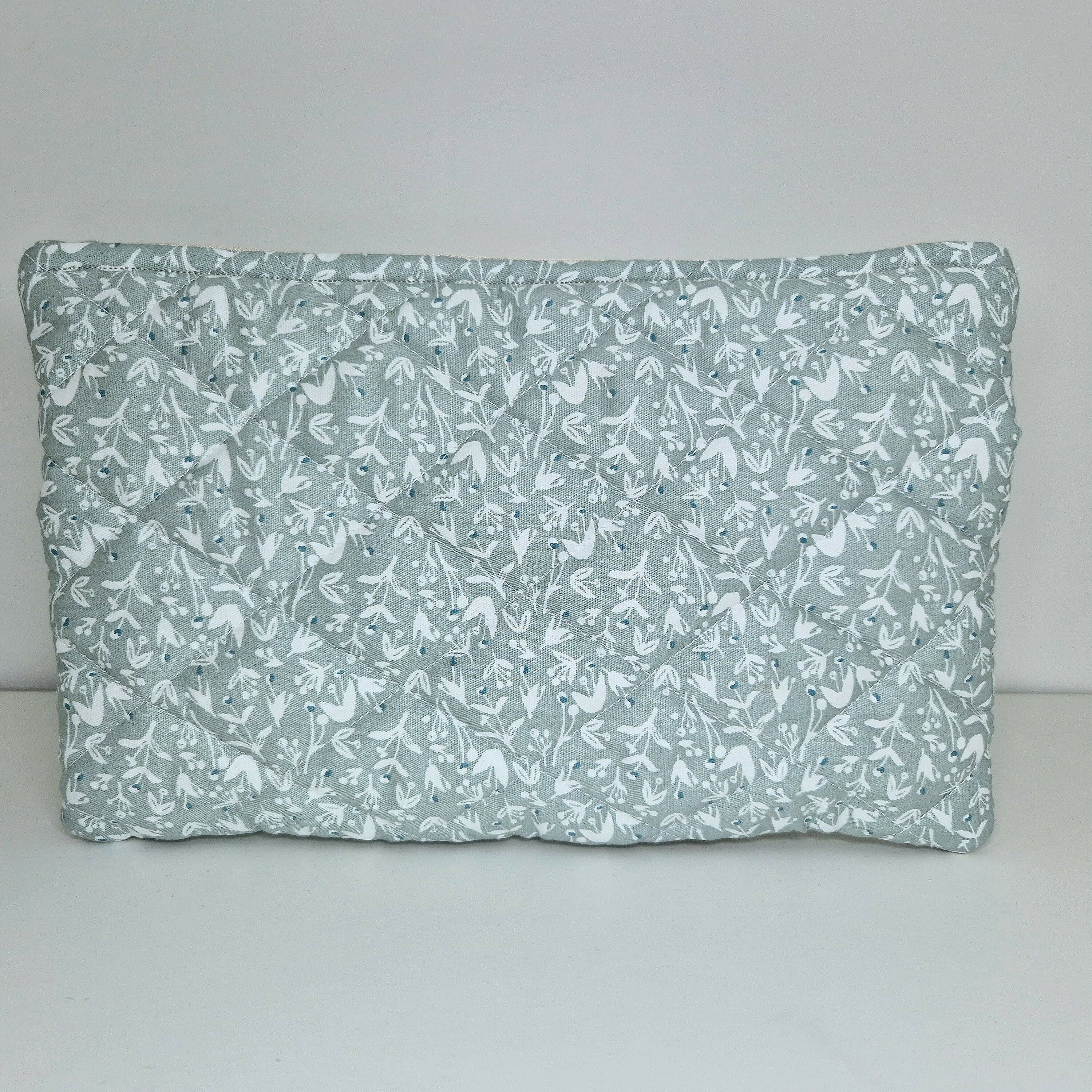 Quilted Christmas Purse Pouch