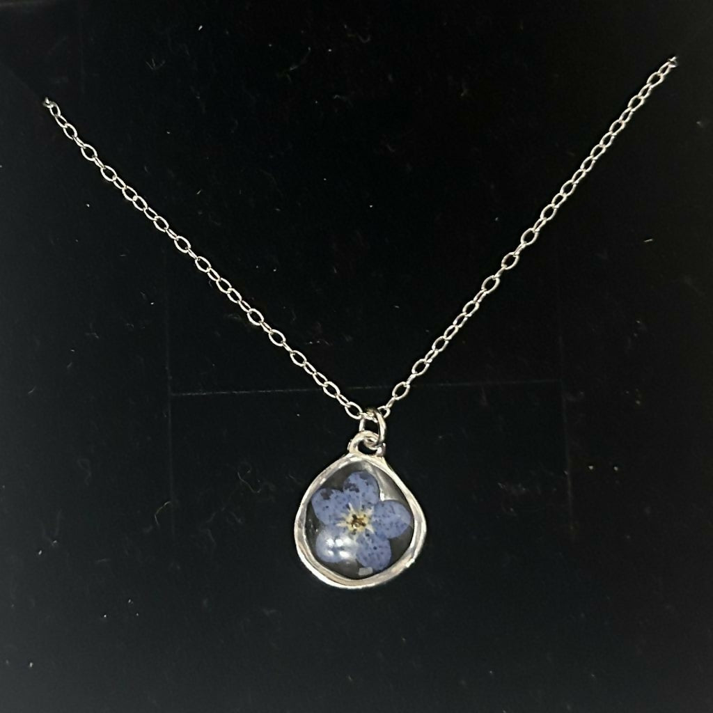 Forget Me Not Organic Circle Necklace
