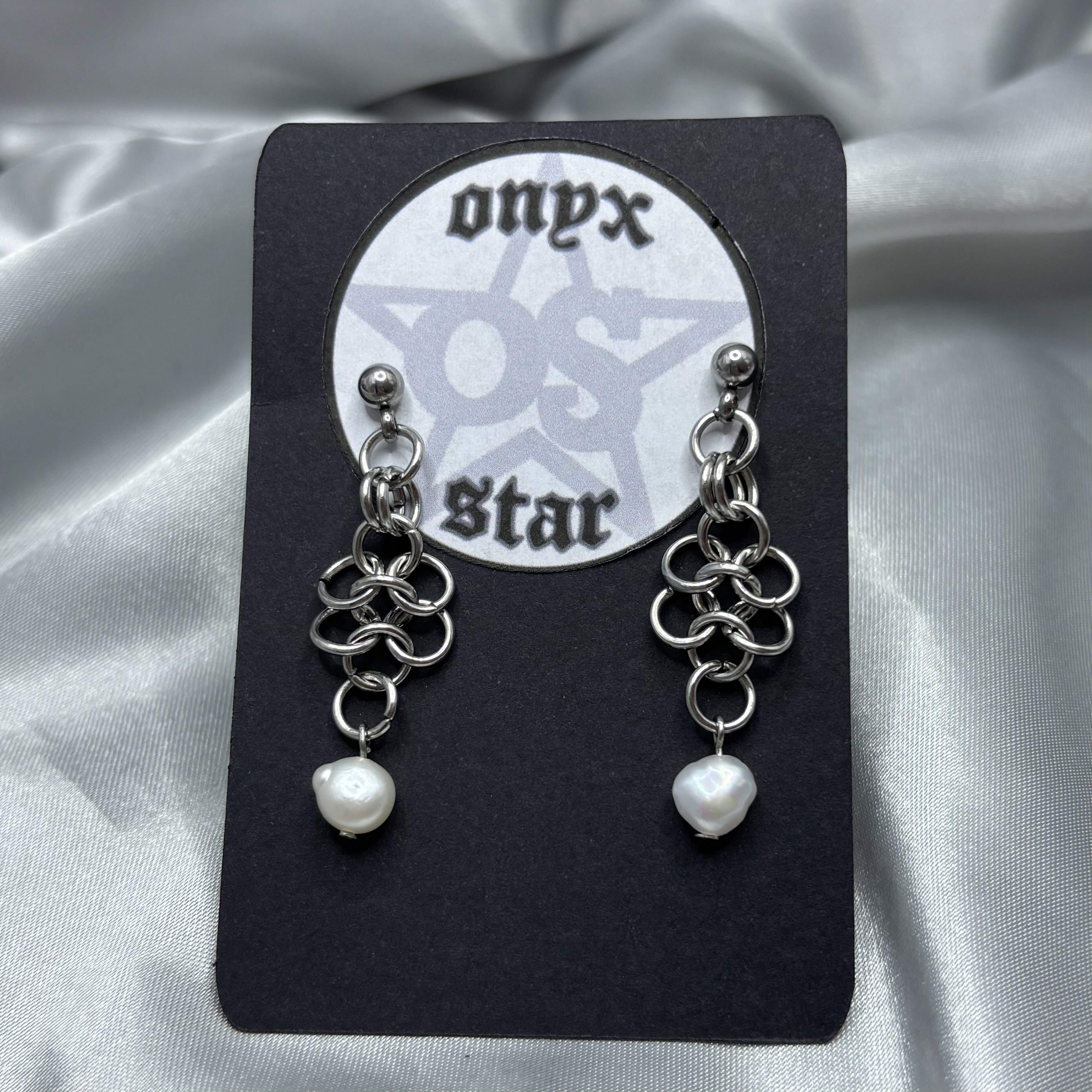 Pearl Chainmail Earrings