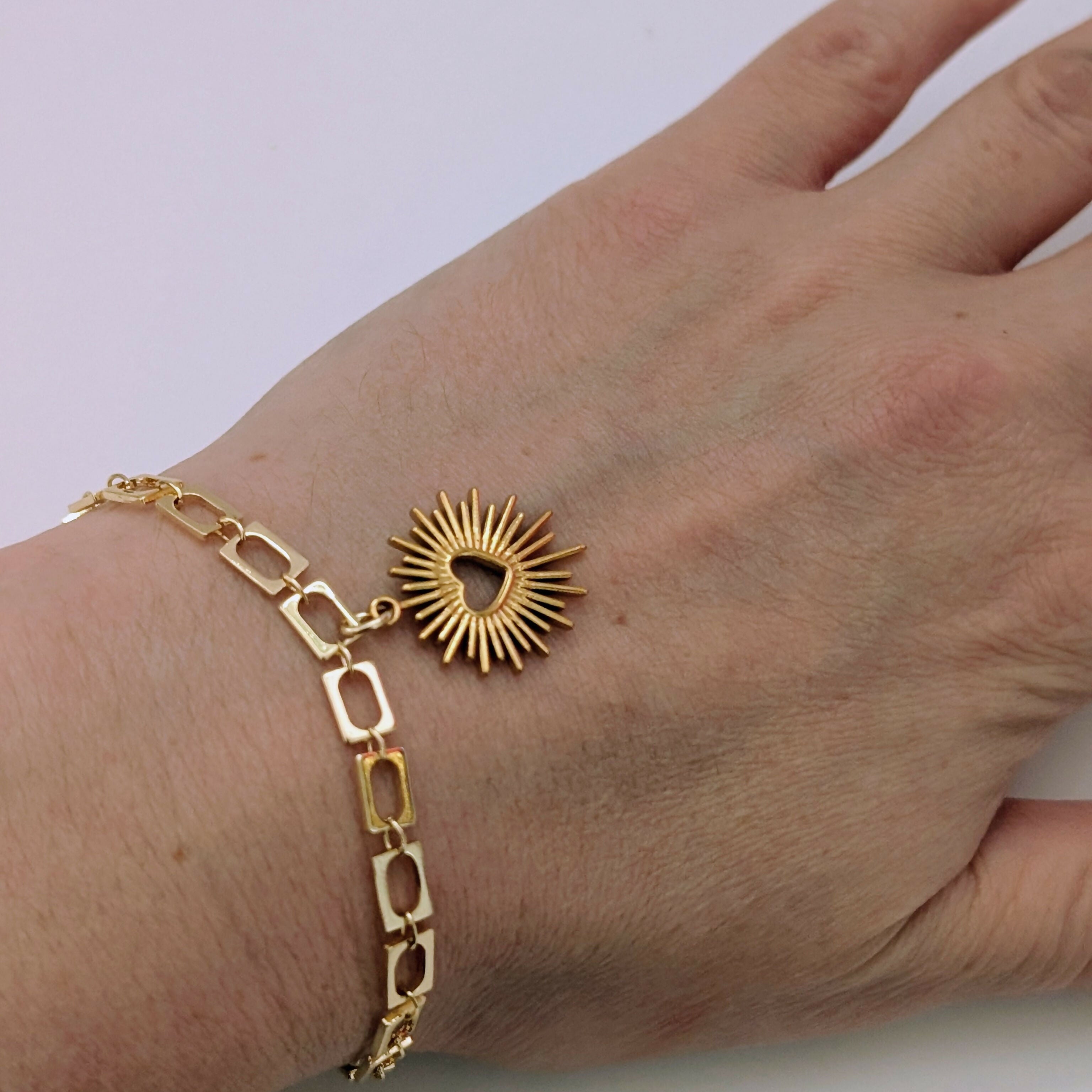 Gold Sacred Heart Bracelet on Deco Rectangular Chain