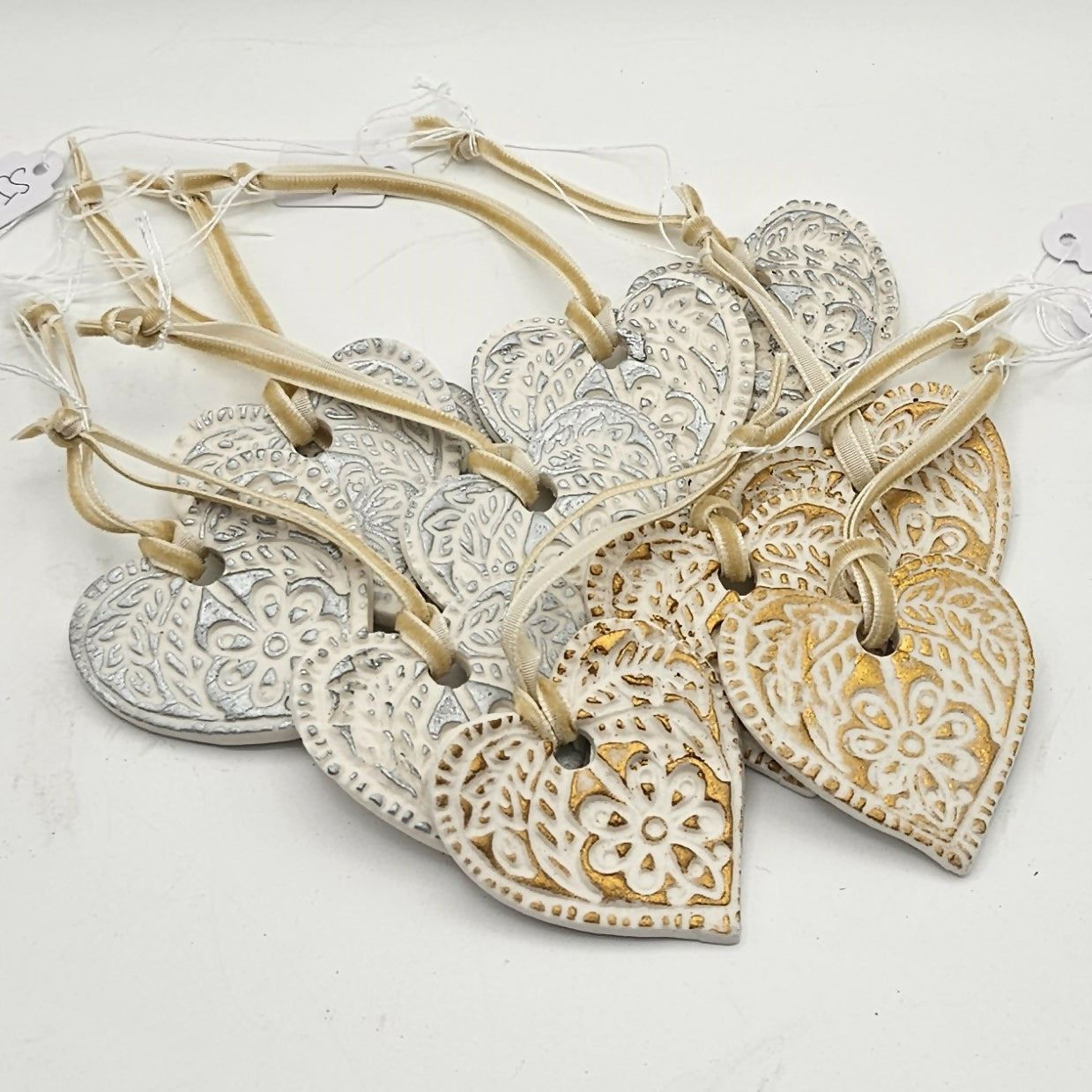 GORGEOUS PORCELAIN HEART DECOARTION