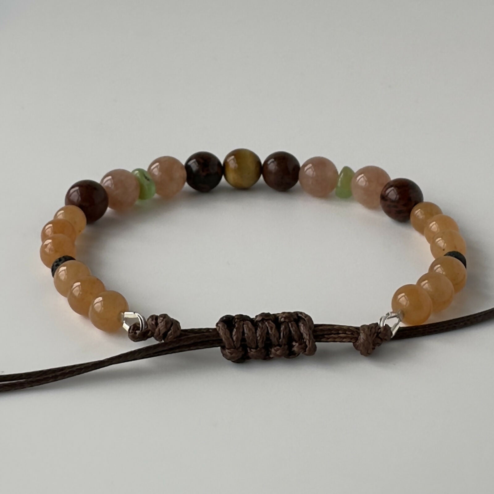 UNISEX SACRAL CHAKRA HEALING CRYSTAL BRACELET WITH AROMATHERAPY BEADS