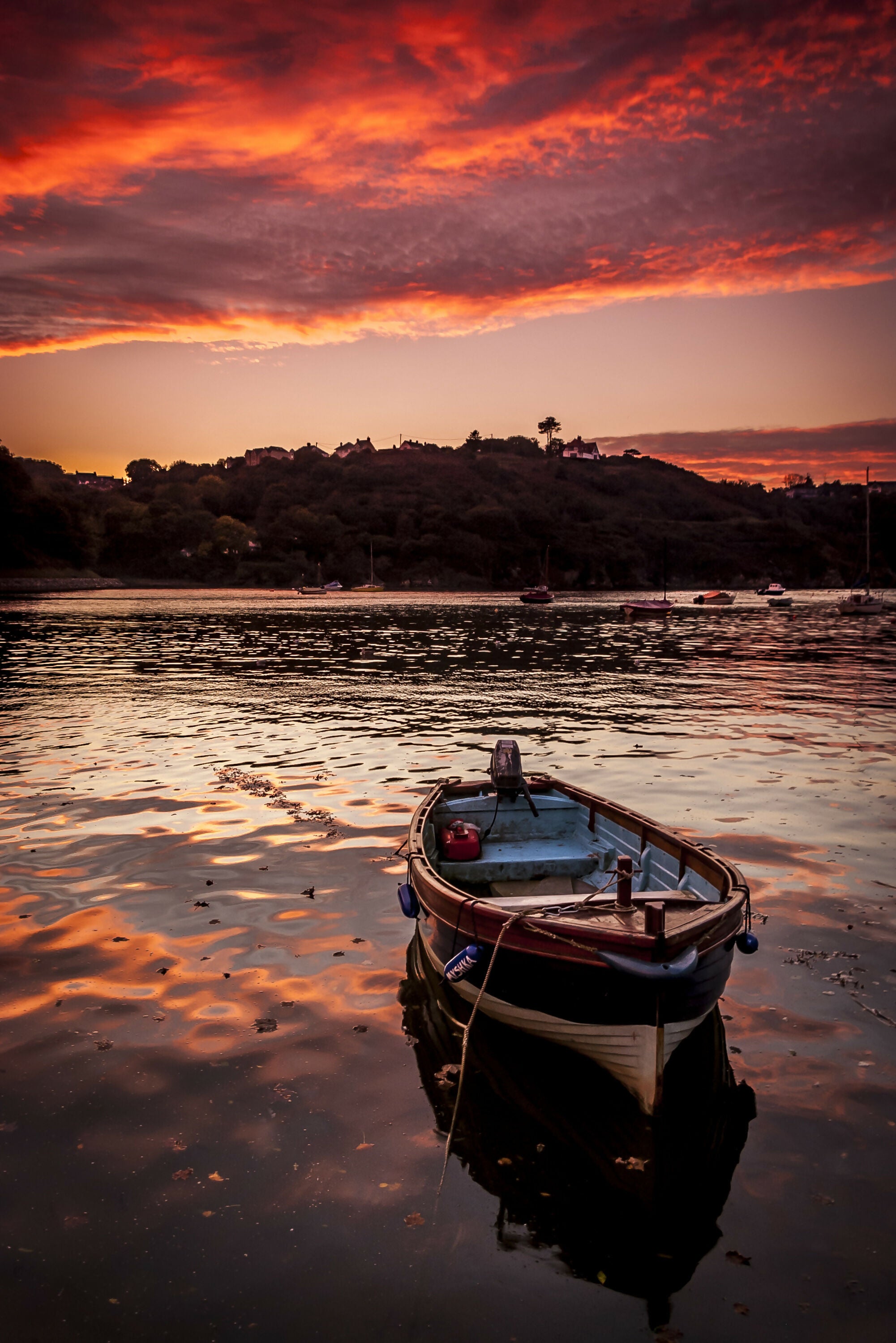 Fishguard Harbour sunset (40cm x 50cm Frame)