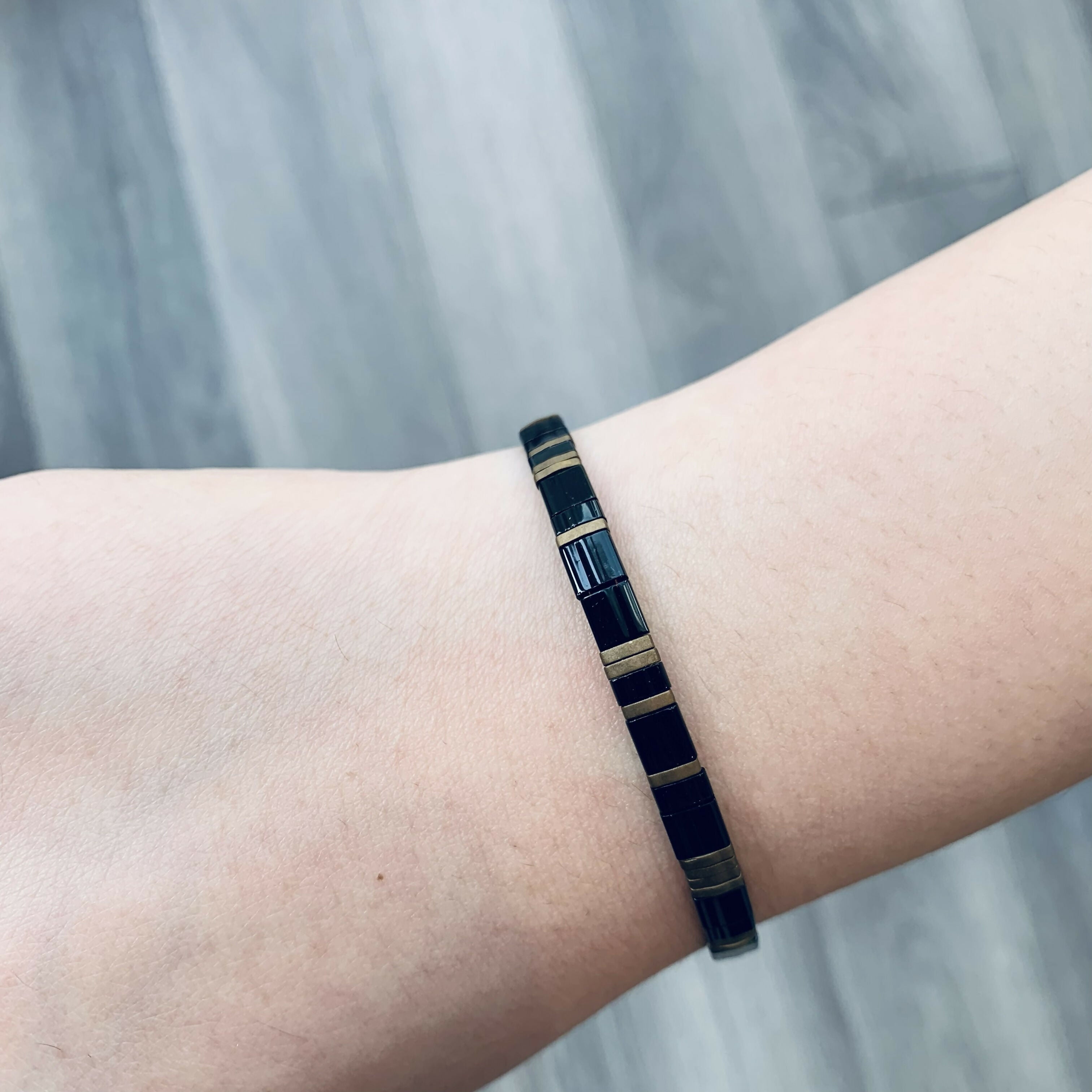 Japanese Tila Glass Bead Bracelet - Black