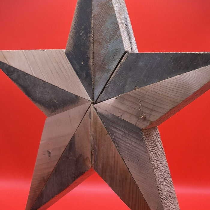 Section wooden star