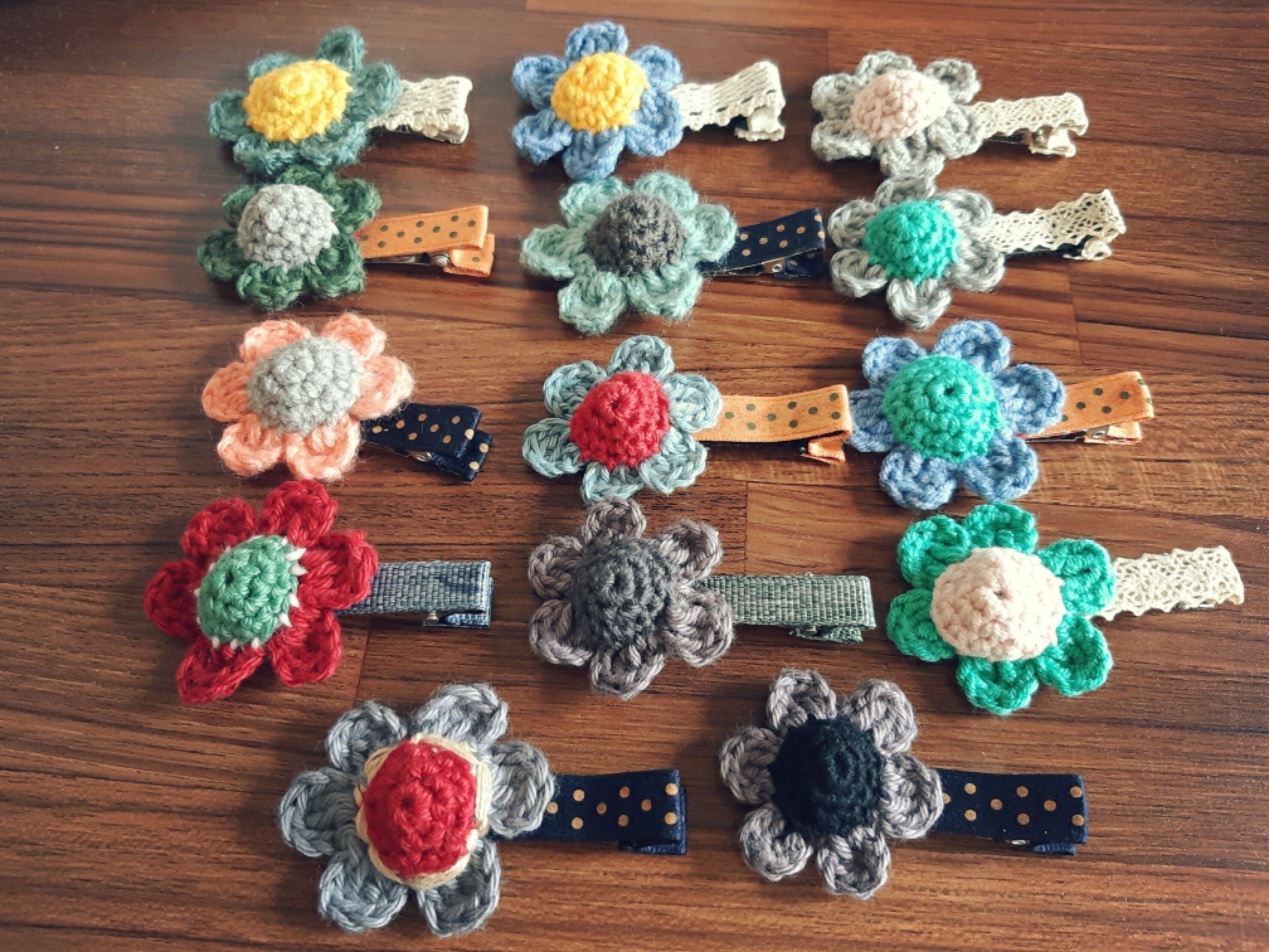 Hair Accessory - red flower hair clip