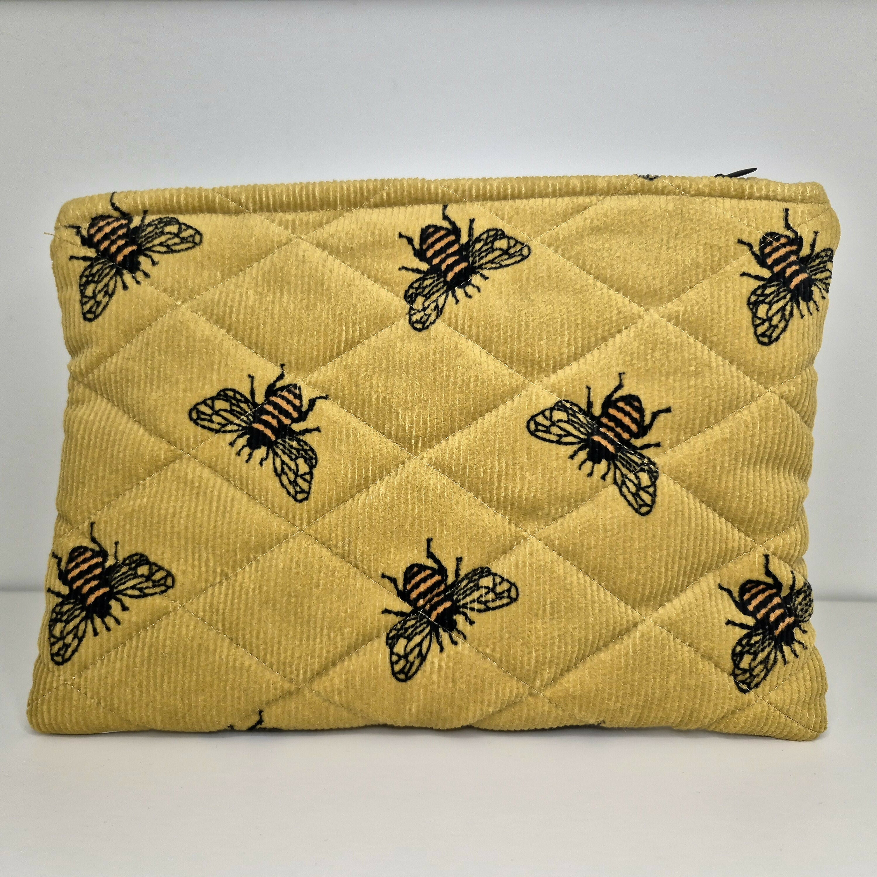 Quilted Christmas Purse Pouch