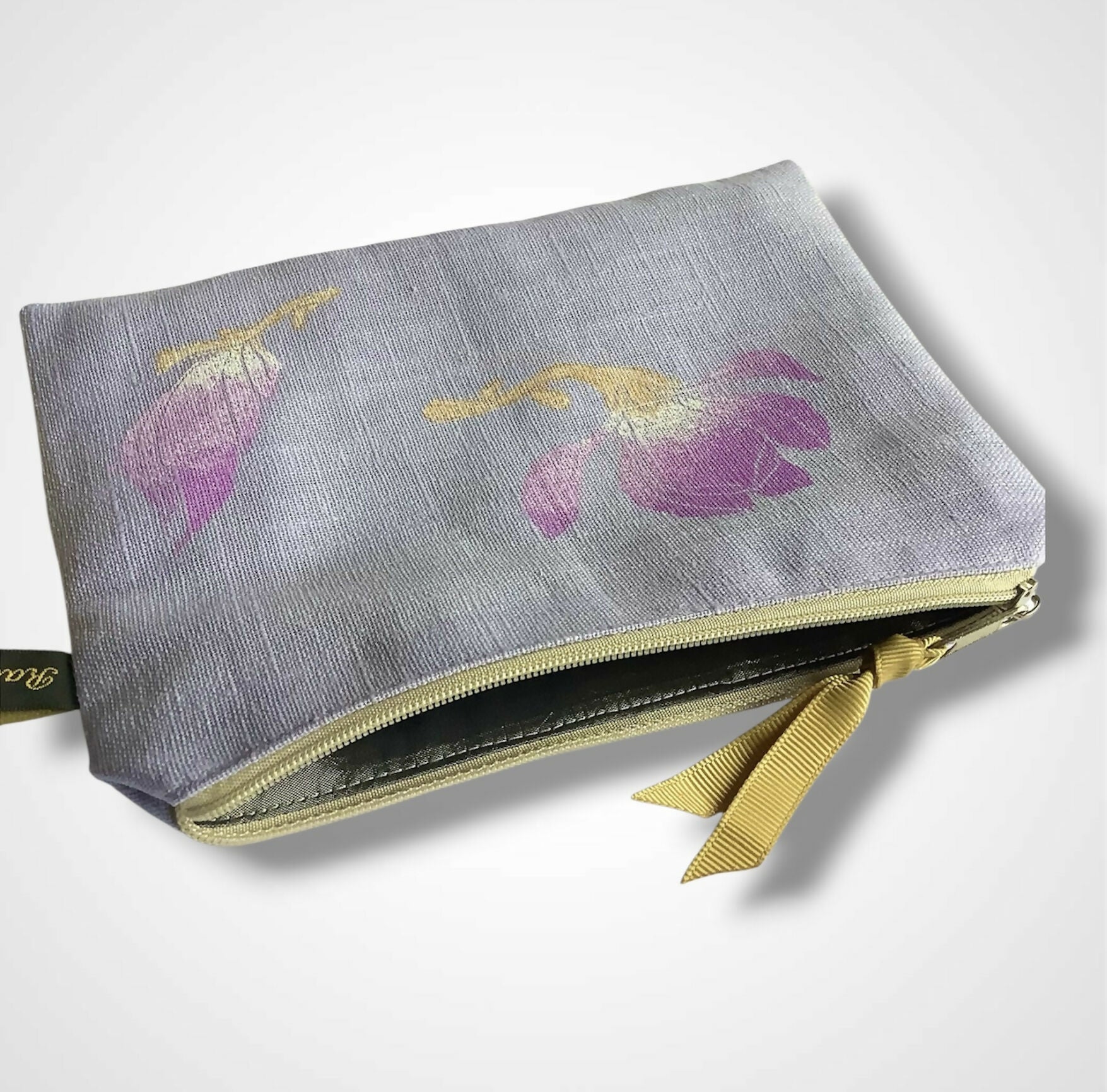 Lilac Magnolias Linen Women’s Zip-Up Pouch