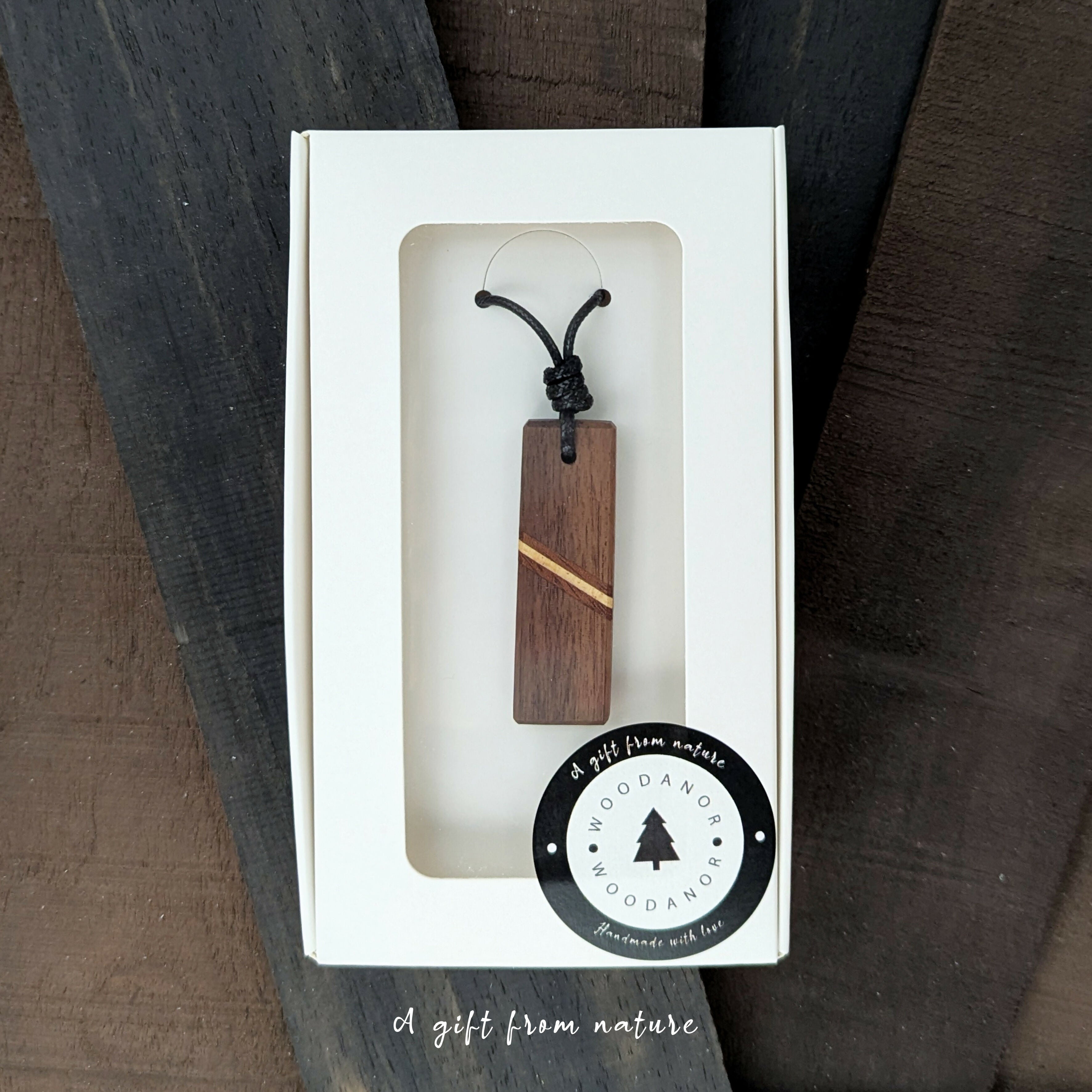 Diagonal Harmony – Natural Wood Pendant Necklace