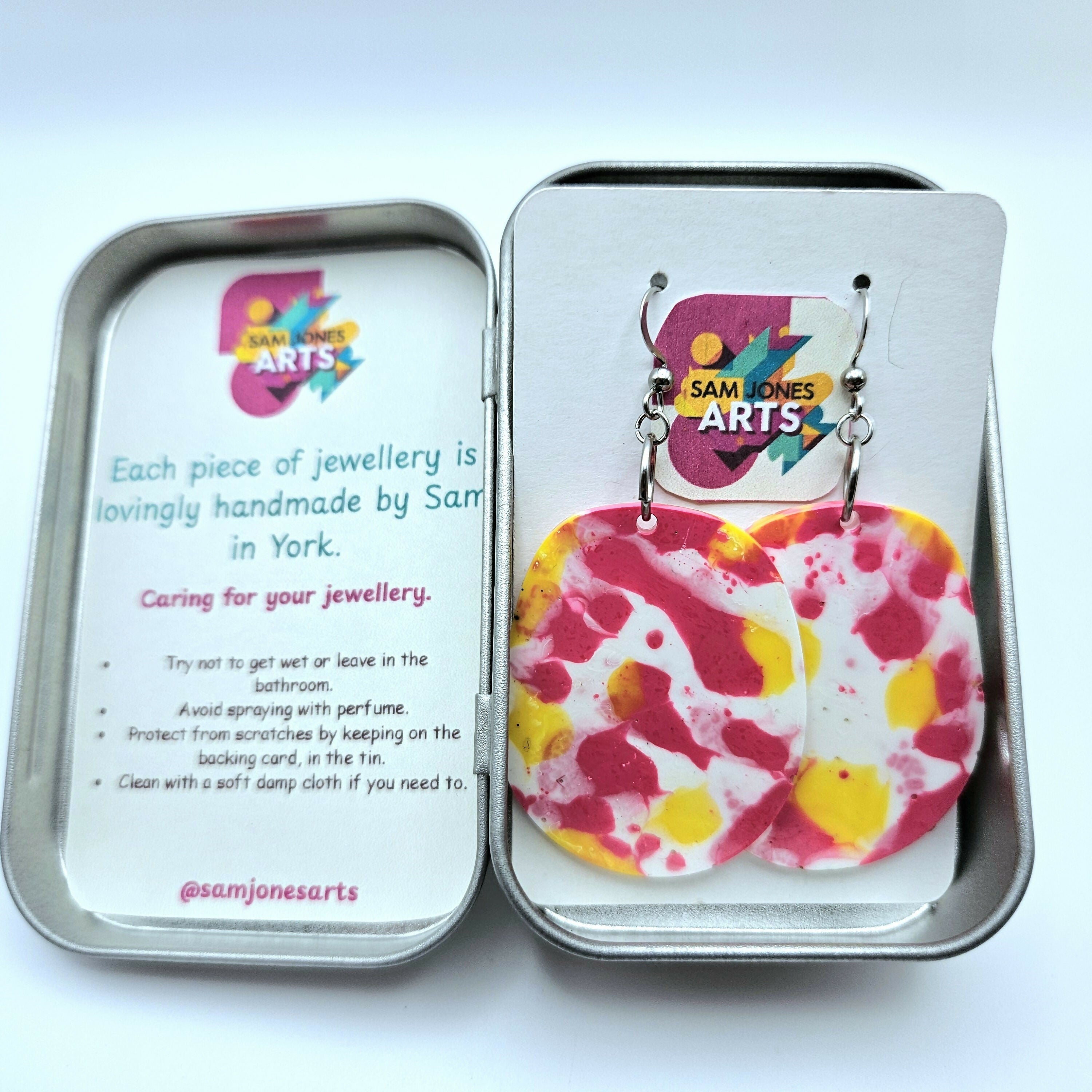 FUN, CONTEMPORARAY RESIN PEBBLE EARRINGS