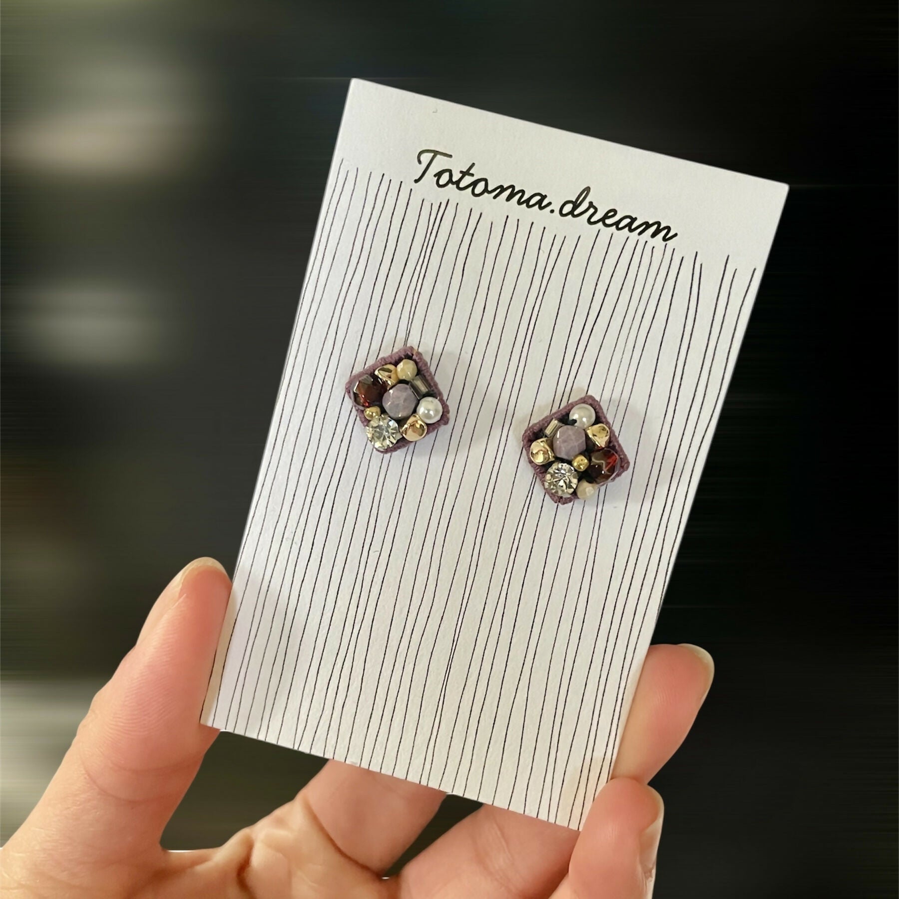 Crystal Embroidery Earrings (Square)