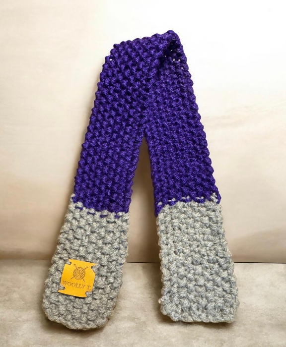 PET SCARF, STRIPY, 2-COLOUR COSY (LIGHT GREY & DARK PURPLE) FOR CAT OR SMALL DOG