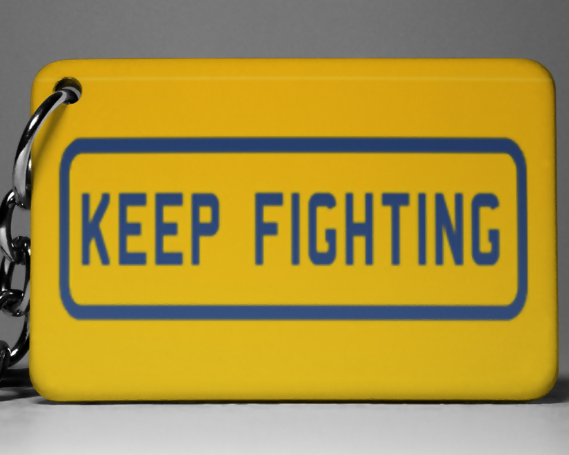 Leeds Utd Keyring KEEP FIGHTING Design