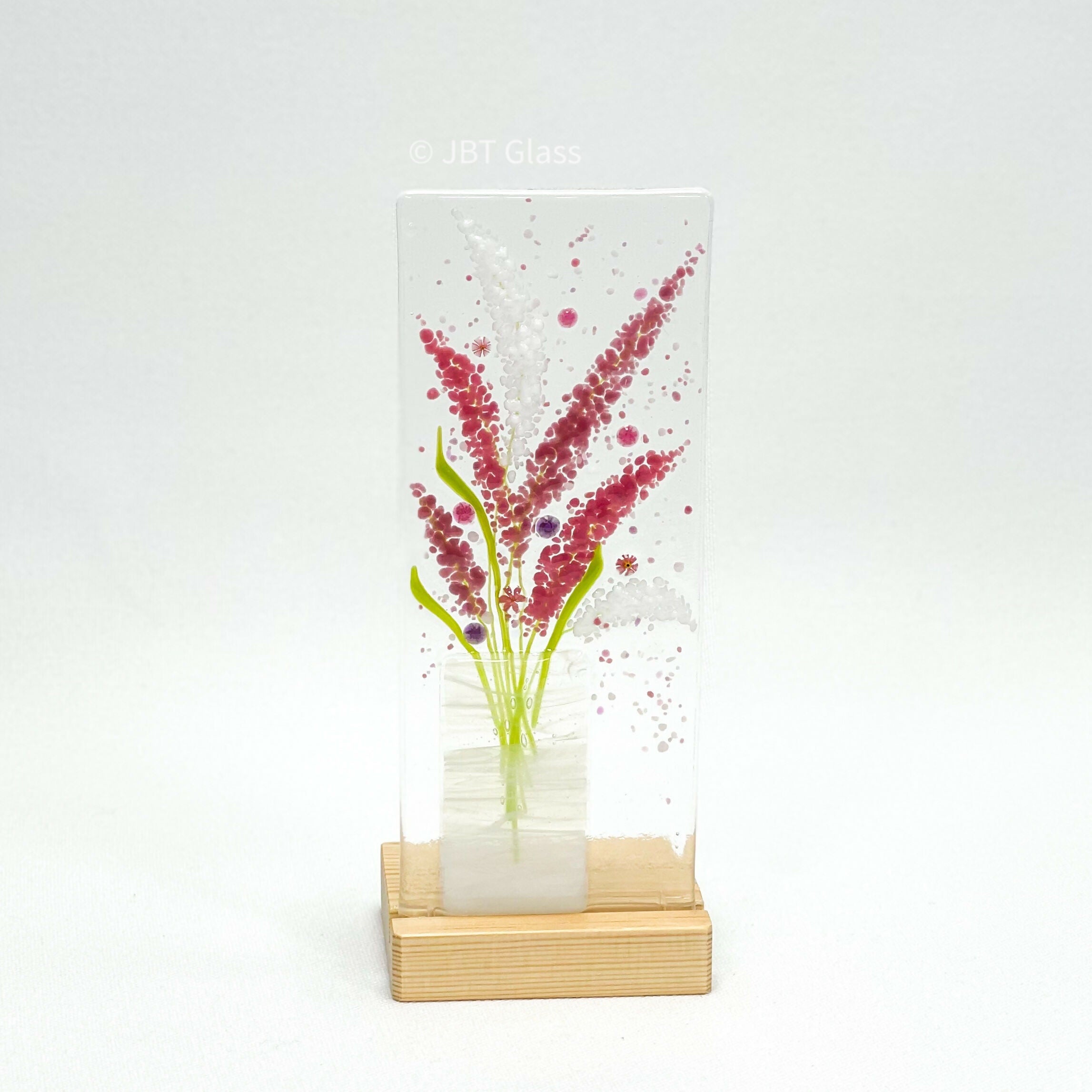 Vase of Flowers Med Plinth