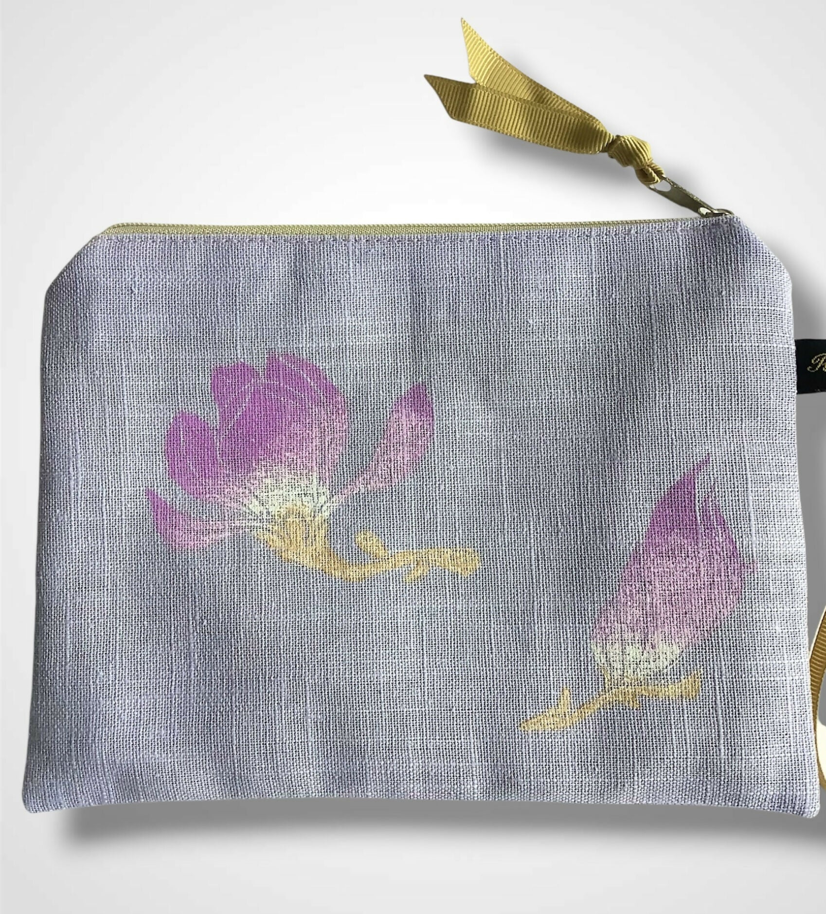 Lilac Magnolias Linen Women’s Zip-Up Pouch