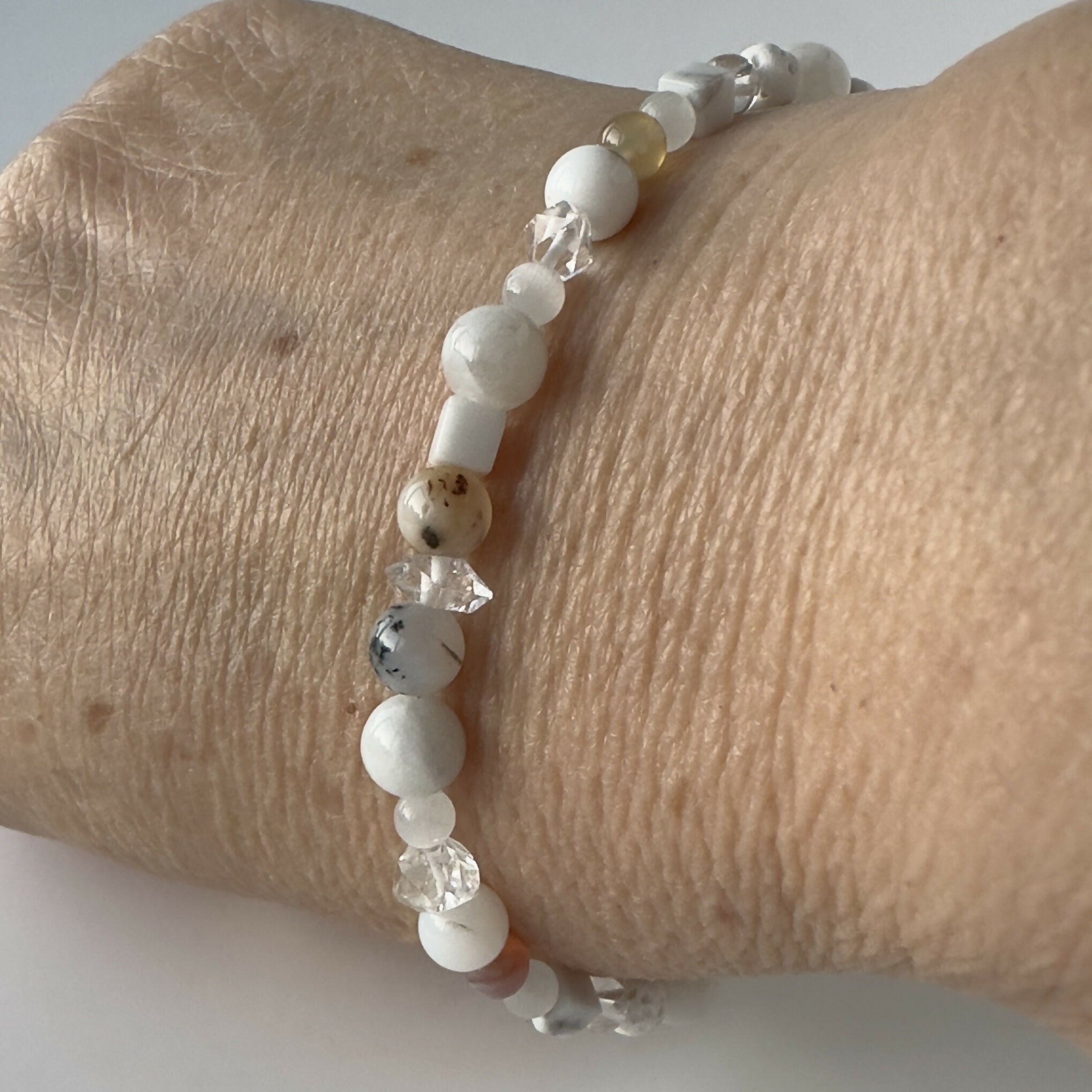 HEALING CRYSTAL & STERLING SILVER CROWN CHAKRA BRACELET WITH AROMATHERAPY BEADS