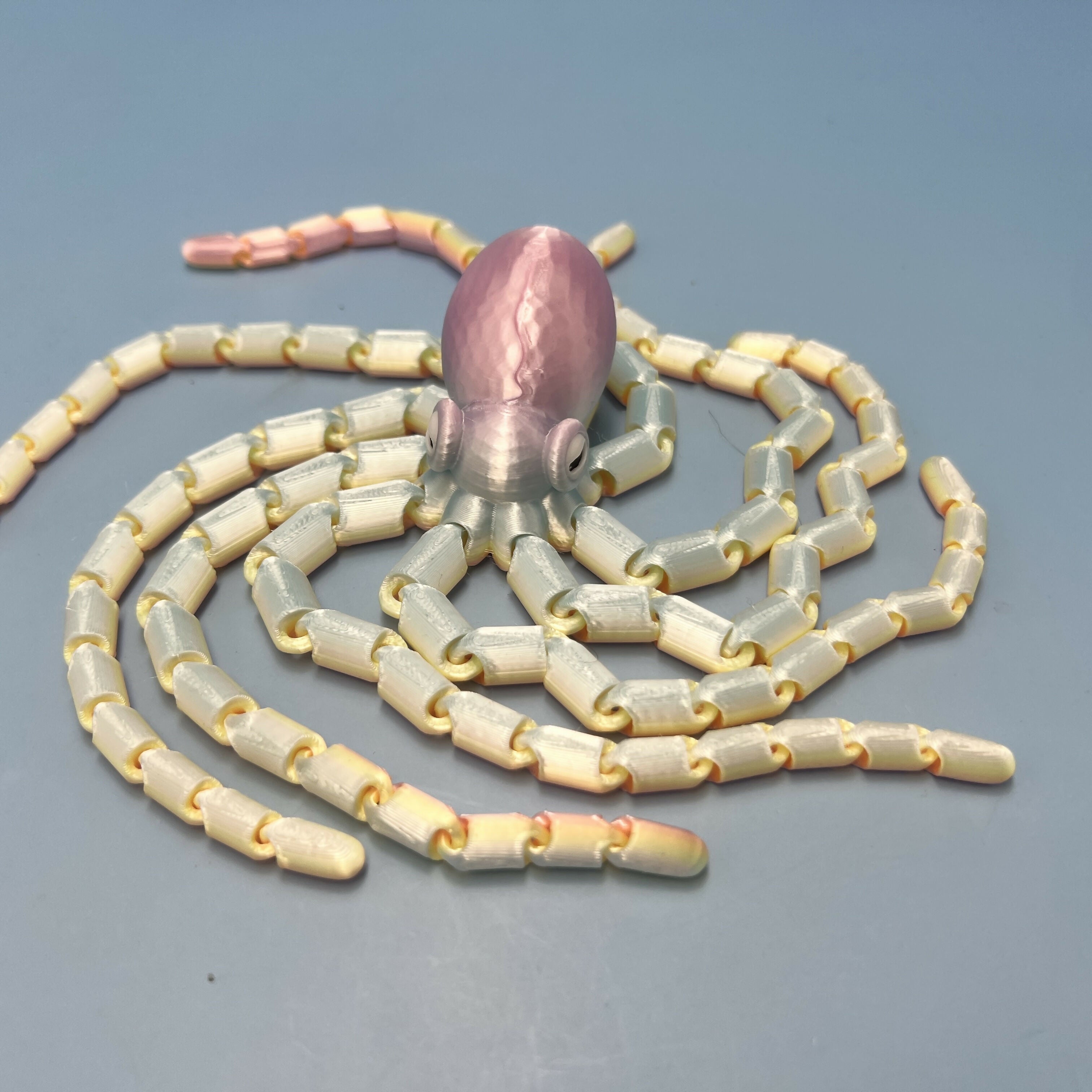 3D Printed LARGE: Articulated Sensory Fidget Animals friends Octopus Dark Metallic Rainbow & Ice pastel Rainbow 18cm
